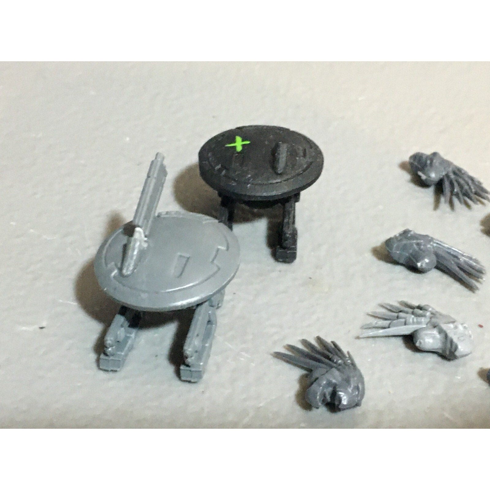 A23027 WARHAMMER 40K TAU EMPIRE BITS LOT KROOT GUNS HEADS GAMES WORKSHOP GW