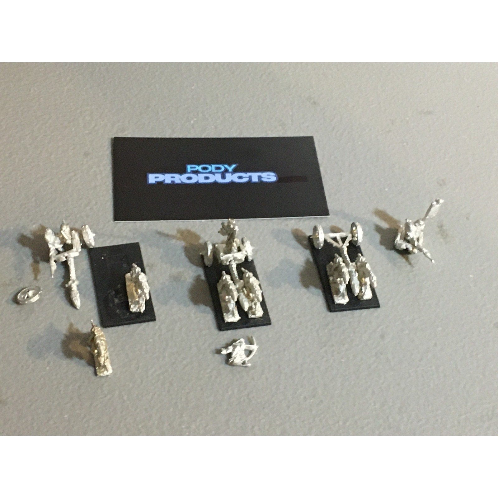 A33669 WARHAMMER WARMASTER UNDEAD METAL CHARIOTS GW GAMES WORKSHOP