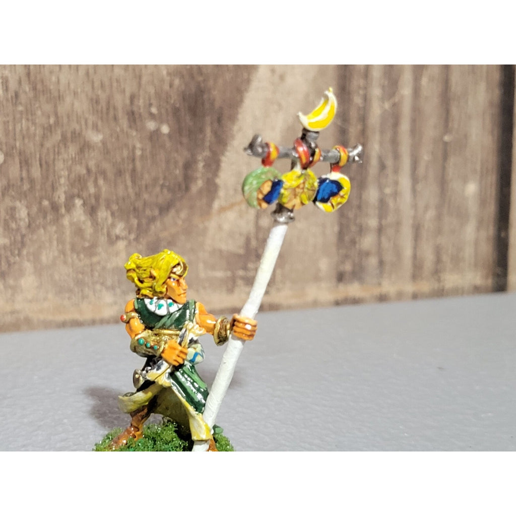 A18750 WARHAMMER FANTASY MARAUDER METAL WOOD ELVES WARRIOR W MOON STANDARD