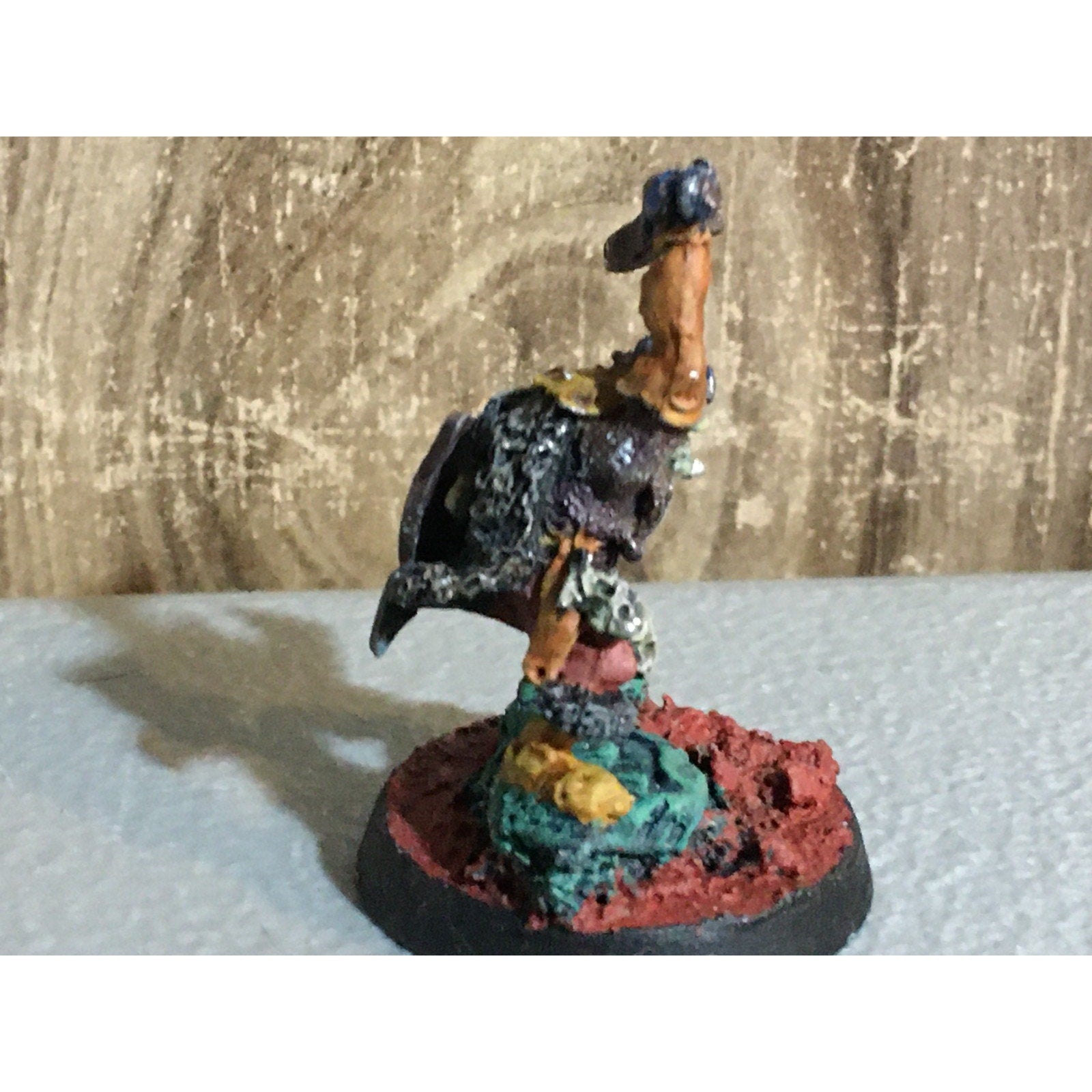 A32473 WARHAMMER FANTASY CITADEL VINTAGE HOBGOBLIN CHAMPION METAL PAINT BASE