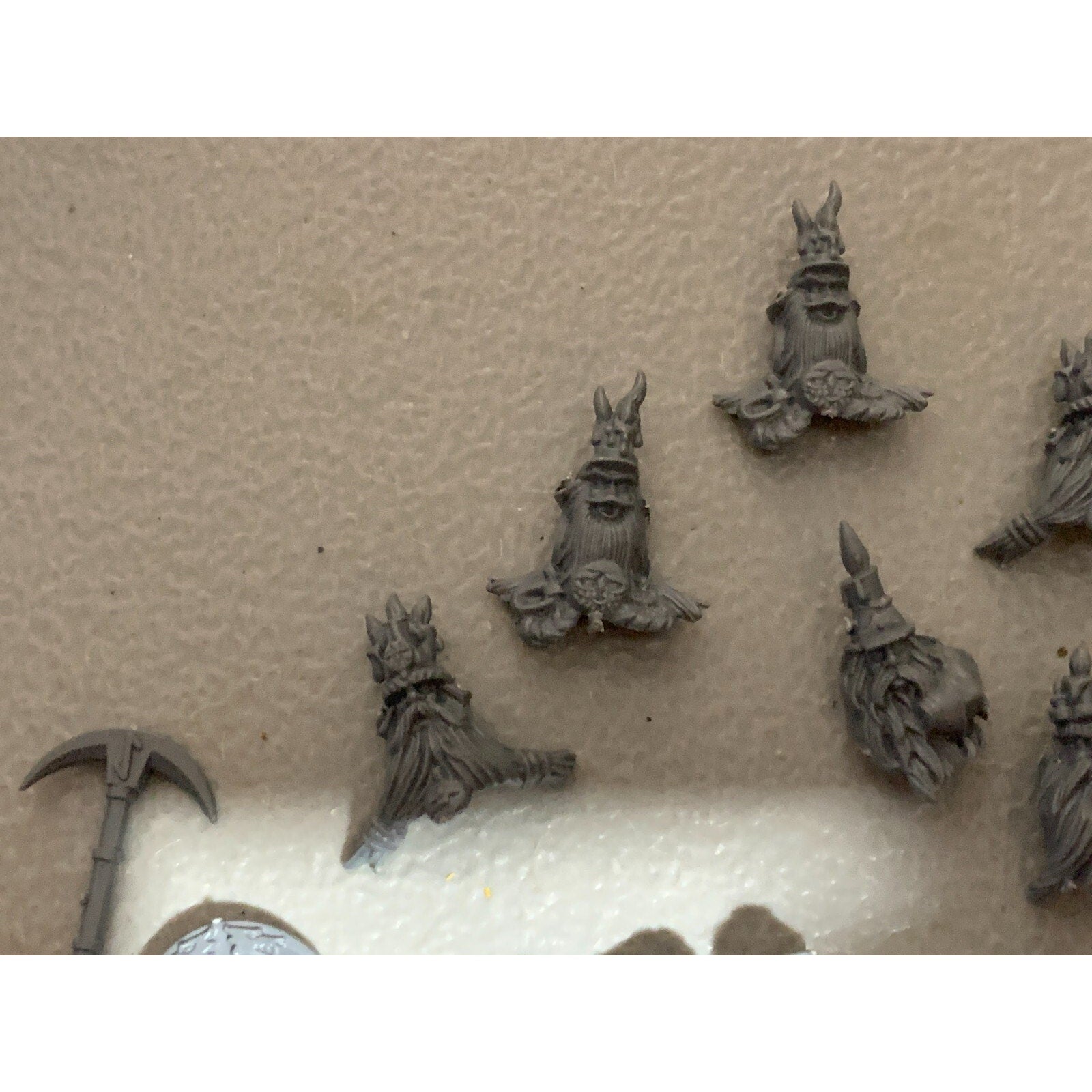 A16701 WARHAMMER AOS FANTASY DWARFS DWARVES MINERS & BITS LOT