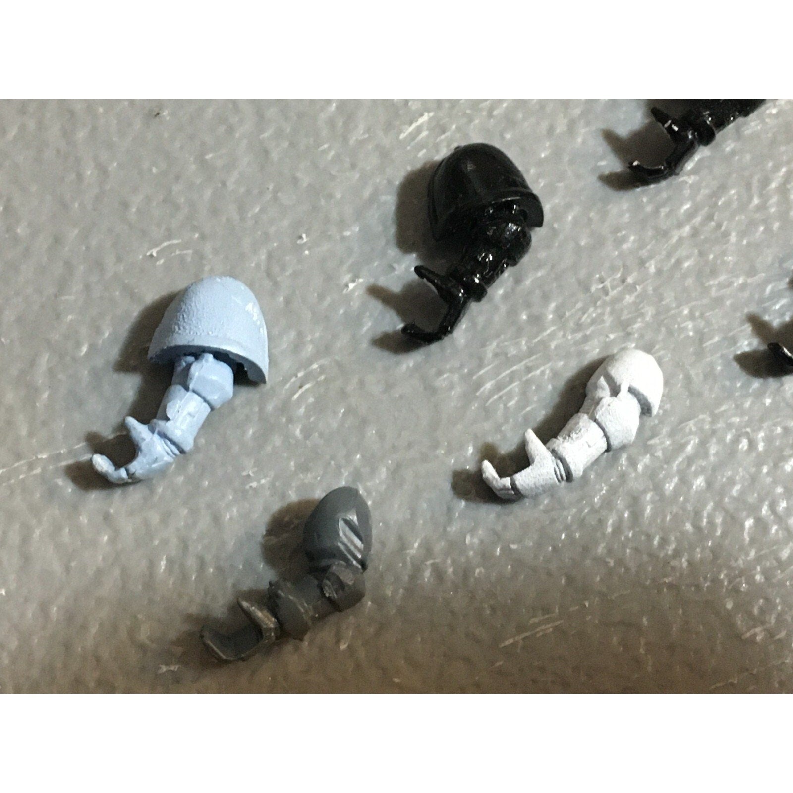 A22986 WARHAMMER 40K SPACE MARINES BITS LOT ARMS GW GAMES WORKSHOP