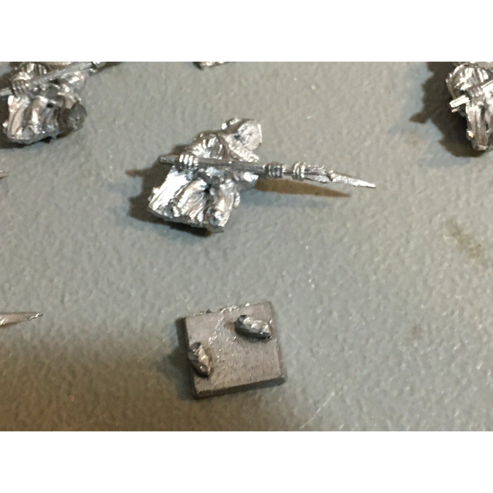 A24879 UNKNOWN METAL MINIATURES TABLETOP WARGAMES 8 PK HUMAN SPEARMEN