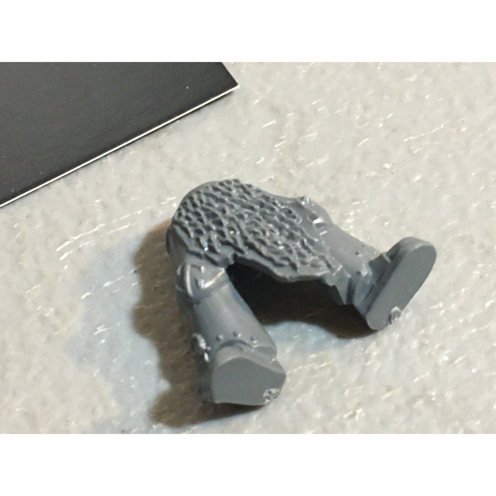 A33578 WARHAMMER 40K SPACE MARINES WOLVES BITS LOT HEAD ARM TORSO GW