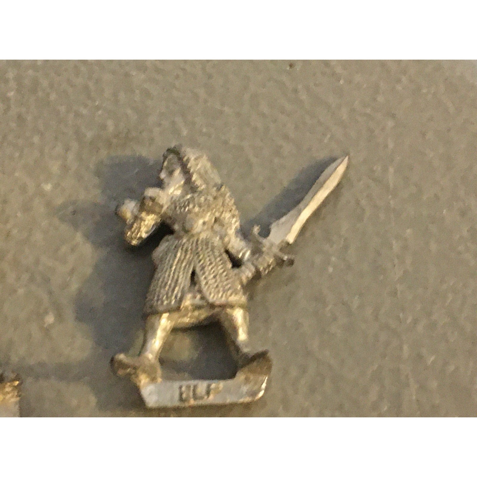 A33783 WARHAMMER CITADEL FANTASY WOOD ELVES METAL 1987 2 PK SWORD GW