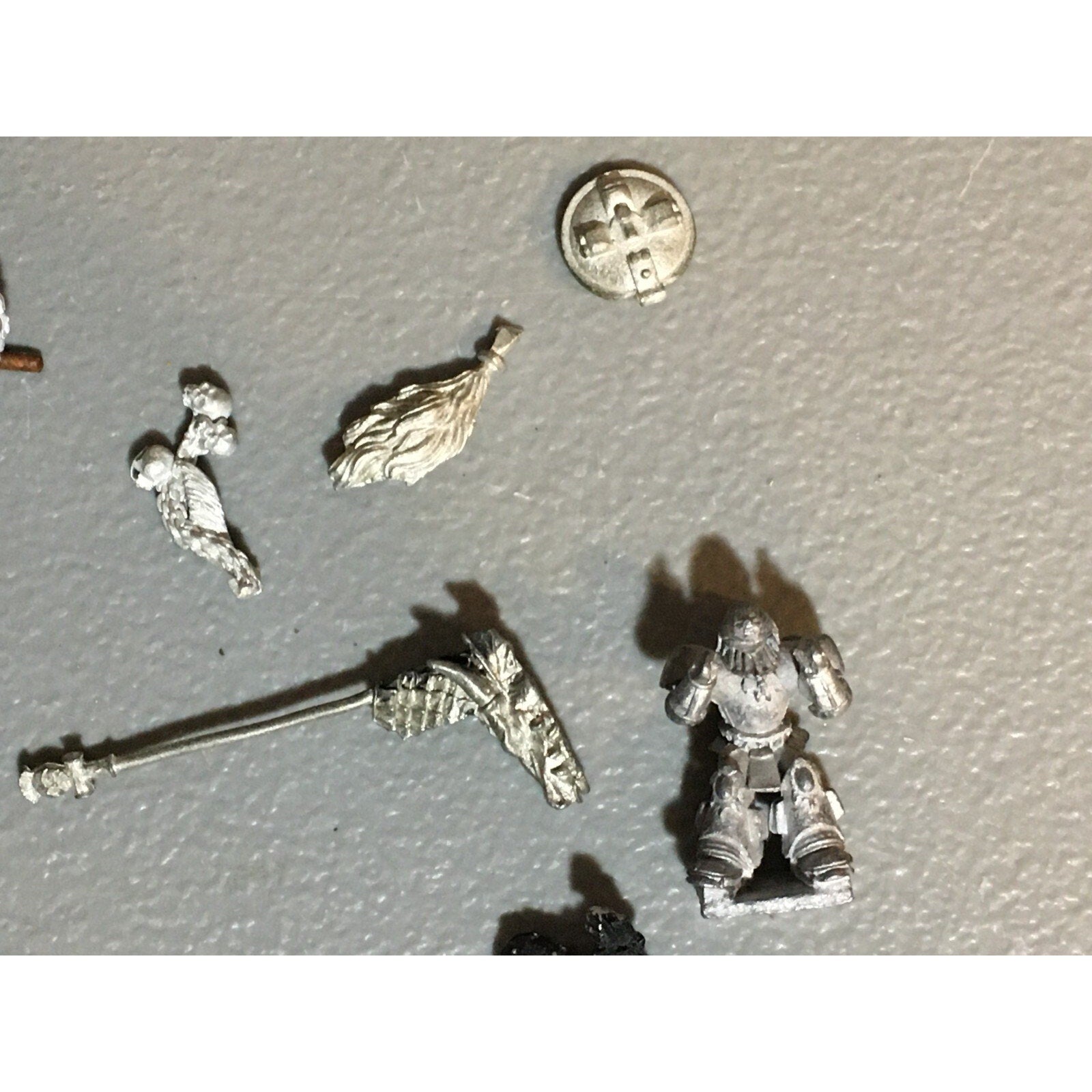 A23523 WARHAMMER FANTASY 40K BITS LOT INCOMPLETE STANDARD RIDER BANNER ELVES