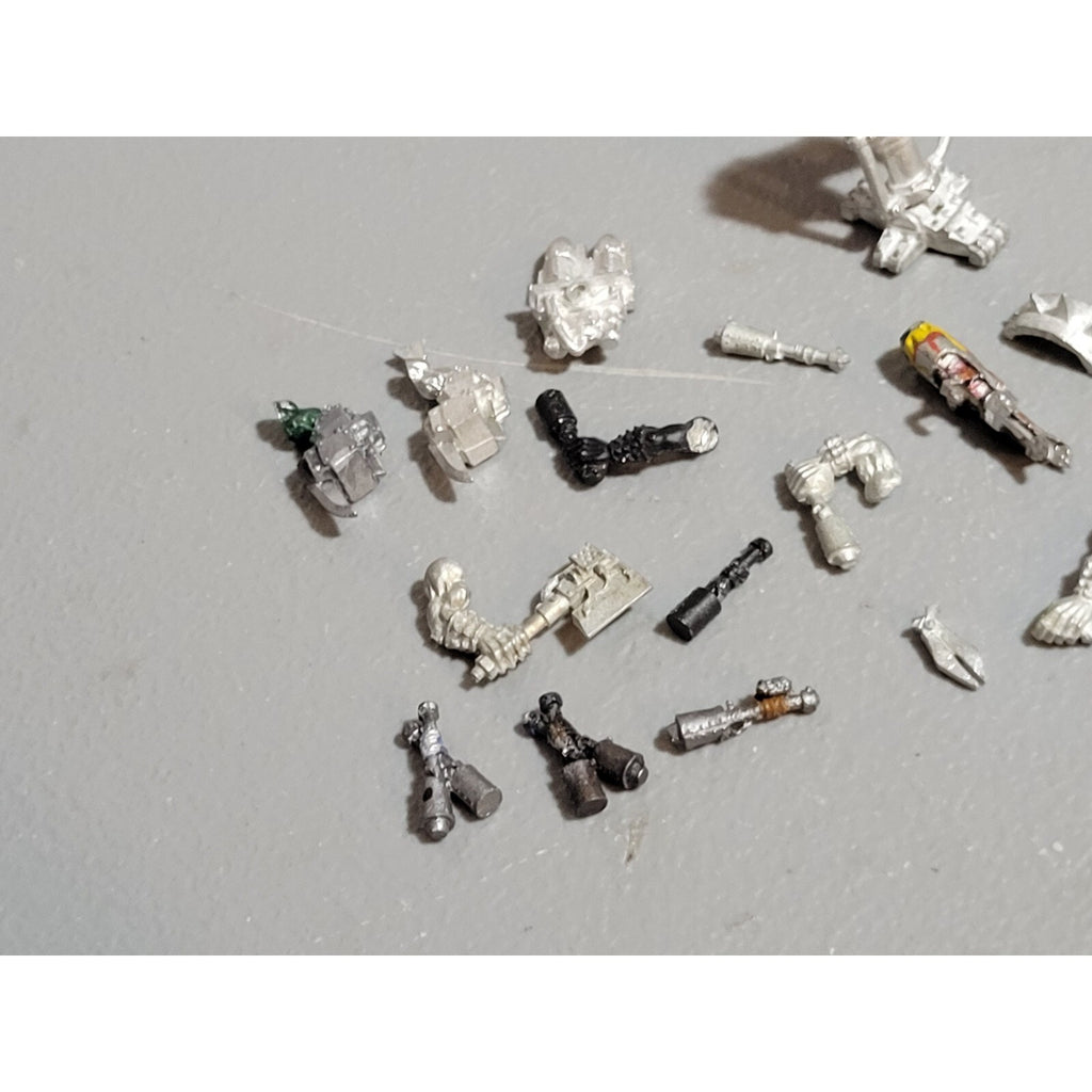 A19085 WARHAMMER 40K ORKS ALL METAL BITS LOT