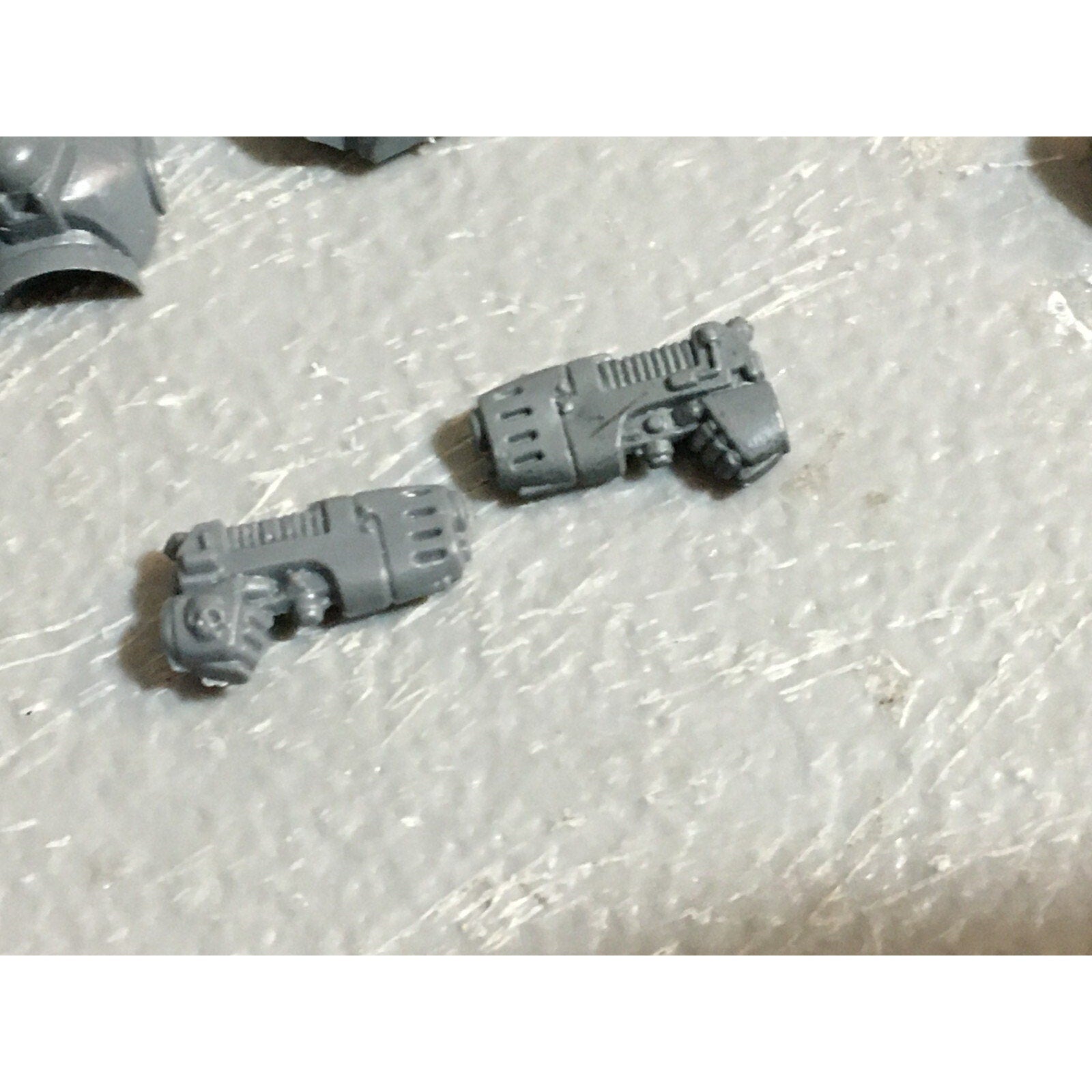 A23159 WARHAMMER 40K SPACE MARINES BITS LOT TORSOS SPECIALS GAMES WORKSHOP GW