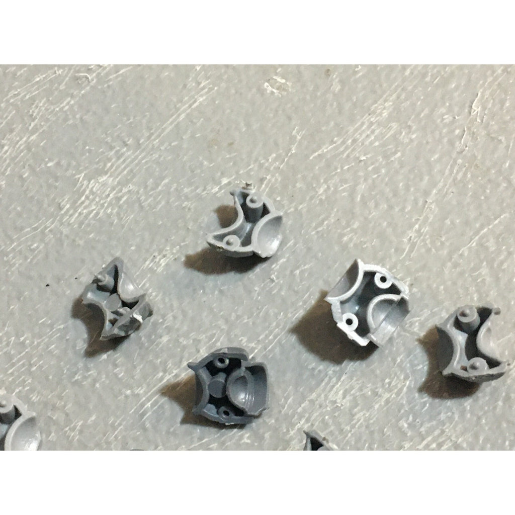 A22927 WARHAMMER 40K SPACE MARINES BITS LOT TORSOS FRONT BACK GAMES WORKSHOP GW