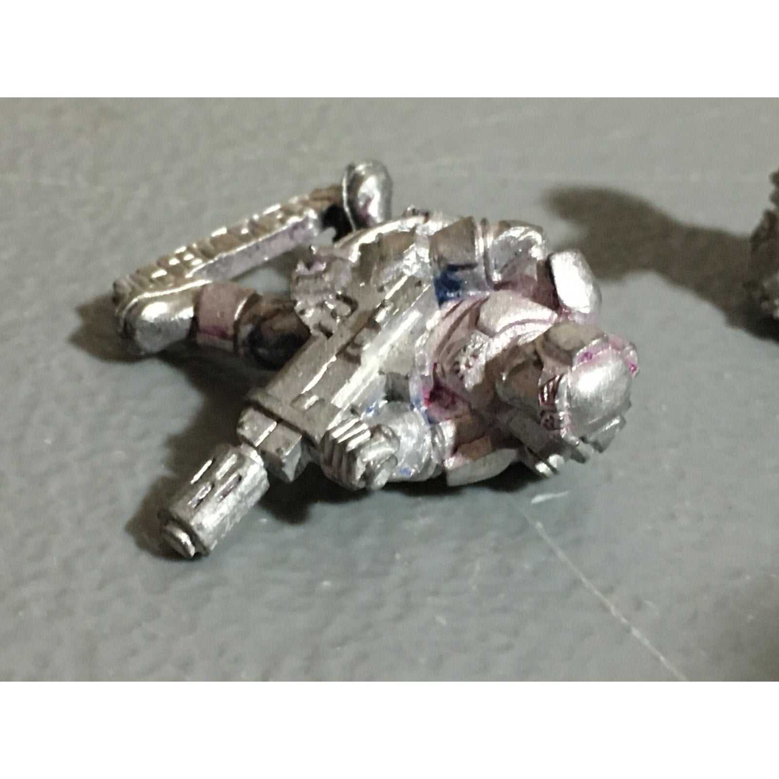 A17408 WARHAMMER 40K IMPERIAL GUARD ASTRA METAL CADIAN MELTA & CLIPPED TANK SRG