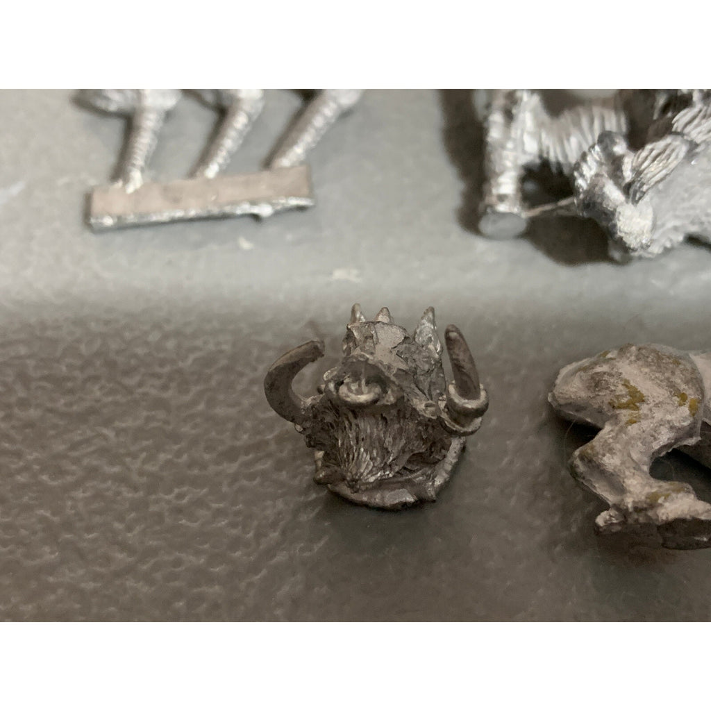 A10474 RACKHAM CONFRONTATION METAL OOP BOOR ON RAZORBACK DWARF