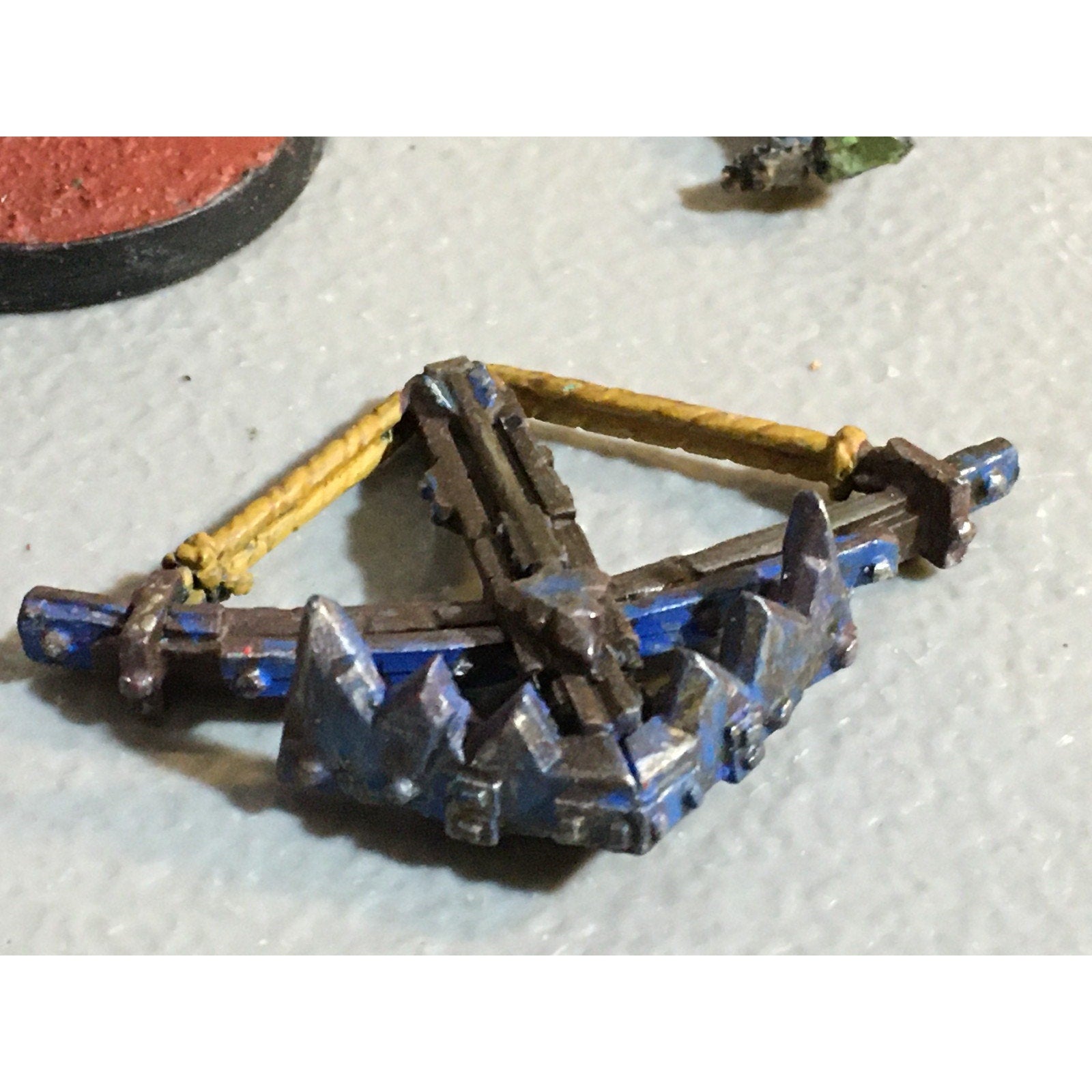 A32476 WARHAMMER FANTASY METAL ORCS GOBLINS SPEAR CHUKKA PAINT BASE