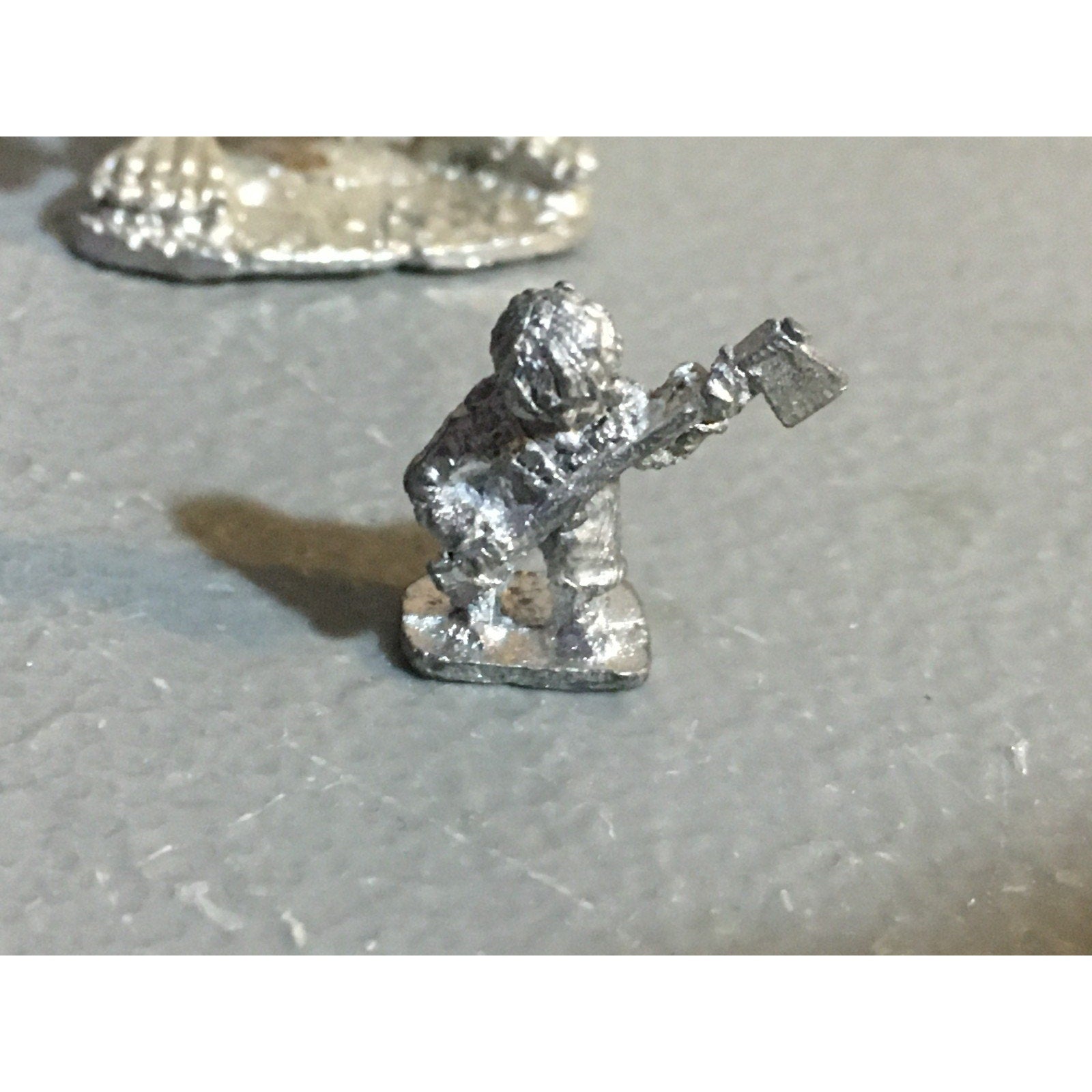 A32870 UNKNOWN METAL MINIATURES 4 PK ORC HUMAN DWARF WARRIOR TABLETOP RPG