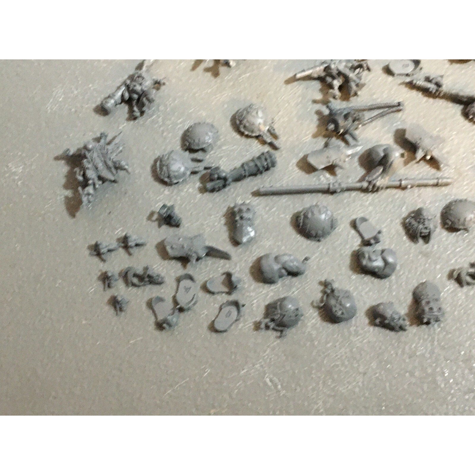 A20127 WARHAMMER FANTASY AOS OGRE KINGDOMS MANEATERS BITS LOT ARM GAMES WORKSHOP