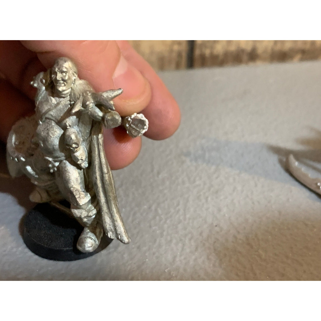 A31446 WARZONE MUTANT CHRONICLES TARGET HHG METAL DARK LEGION CUSTOM ARM & BLADE