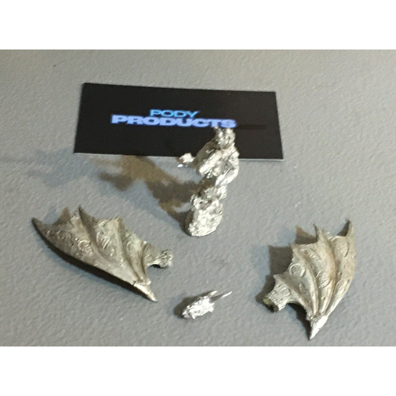 A33650 WARHAMMER WARMASTER UNDEAD METAL HERO ON ZOMBIE DRAGON GW