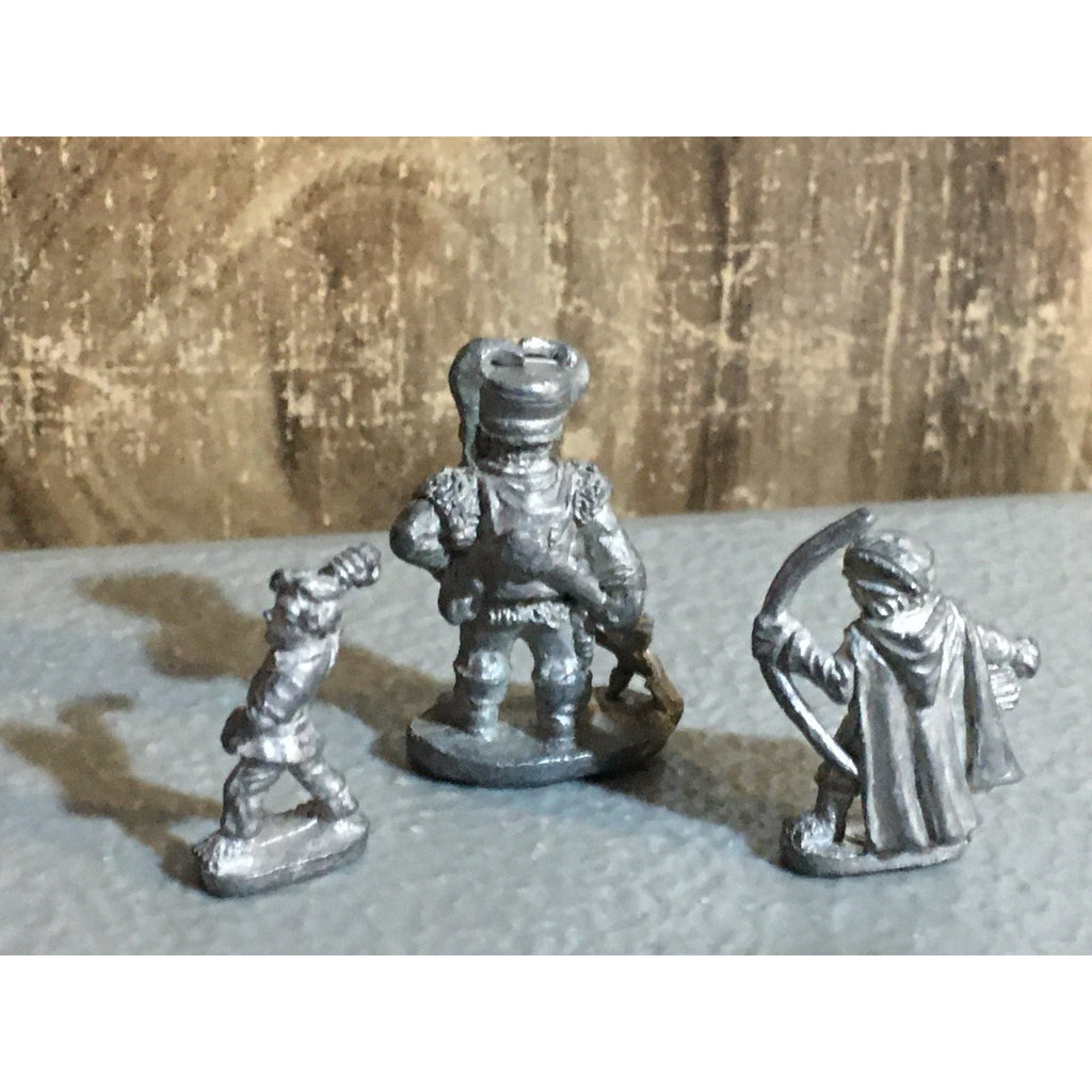 A32072 RAL PARTHA METAL LOT UNKNOWN MINIATURES HALFLING ARCHER SLINGER & DWARF