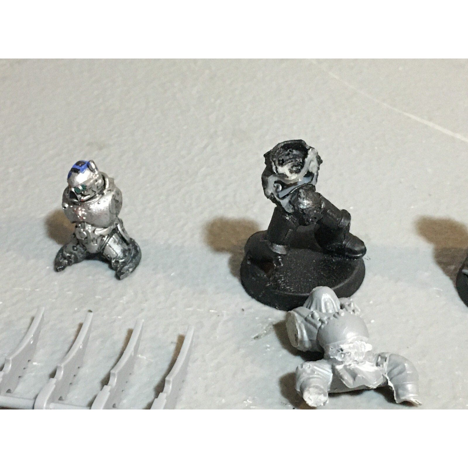 A23488 WARHAMMER FANTASY BITS LOT MIXED WOOD ELVES ORCS VAMPIRE GAMES WORKSHOP