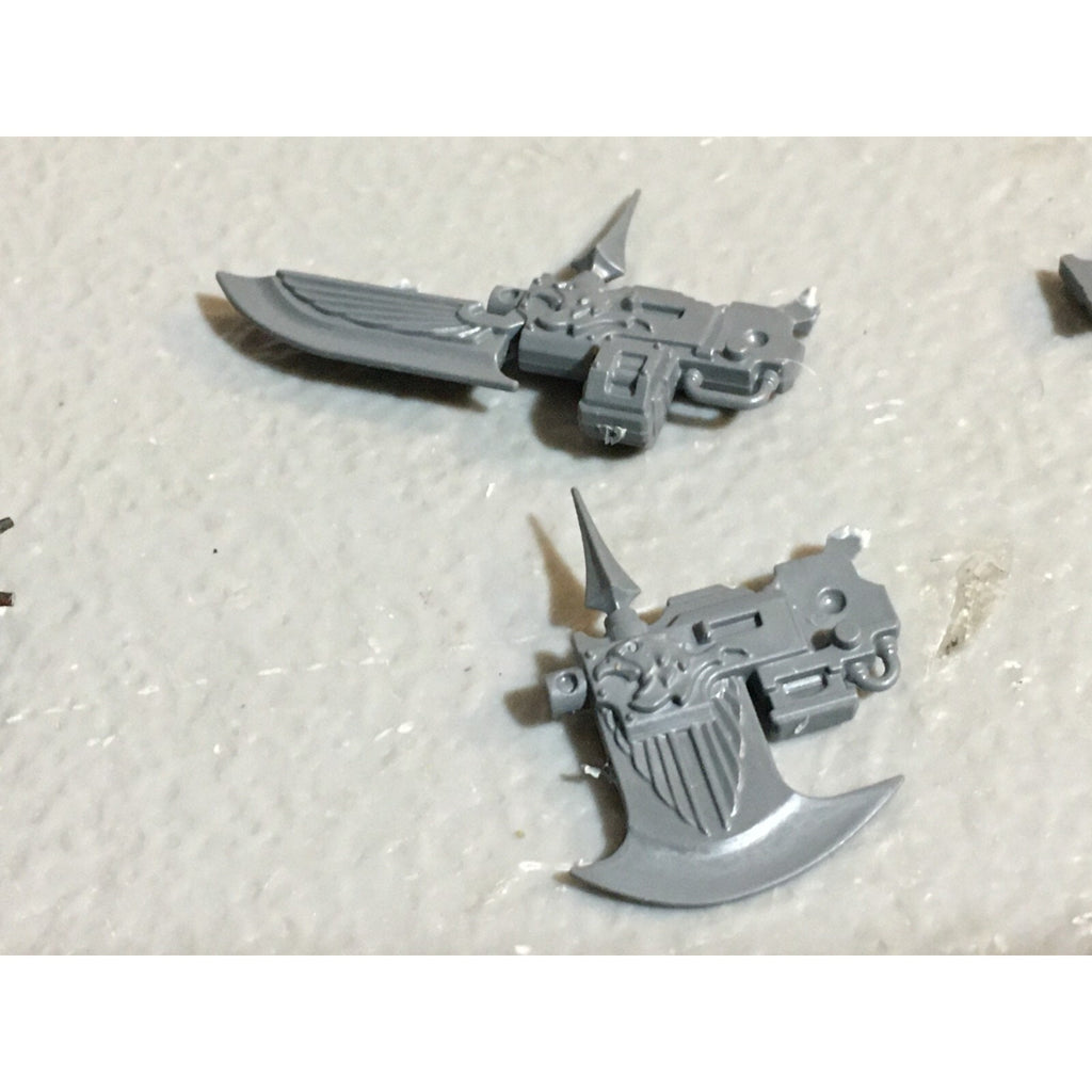 A23486 WARHAMMER 40K BITS LOT MIXED VEHICLE TANK WEAPON GAMES WORKSHOP GW