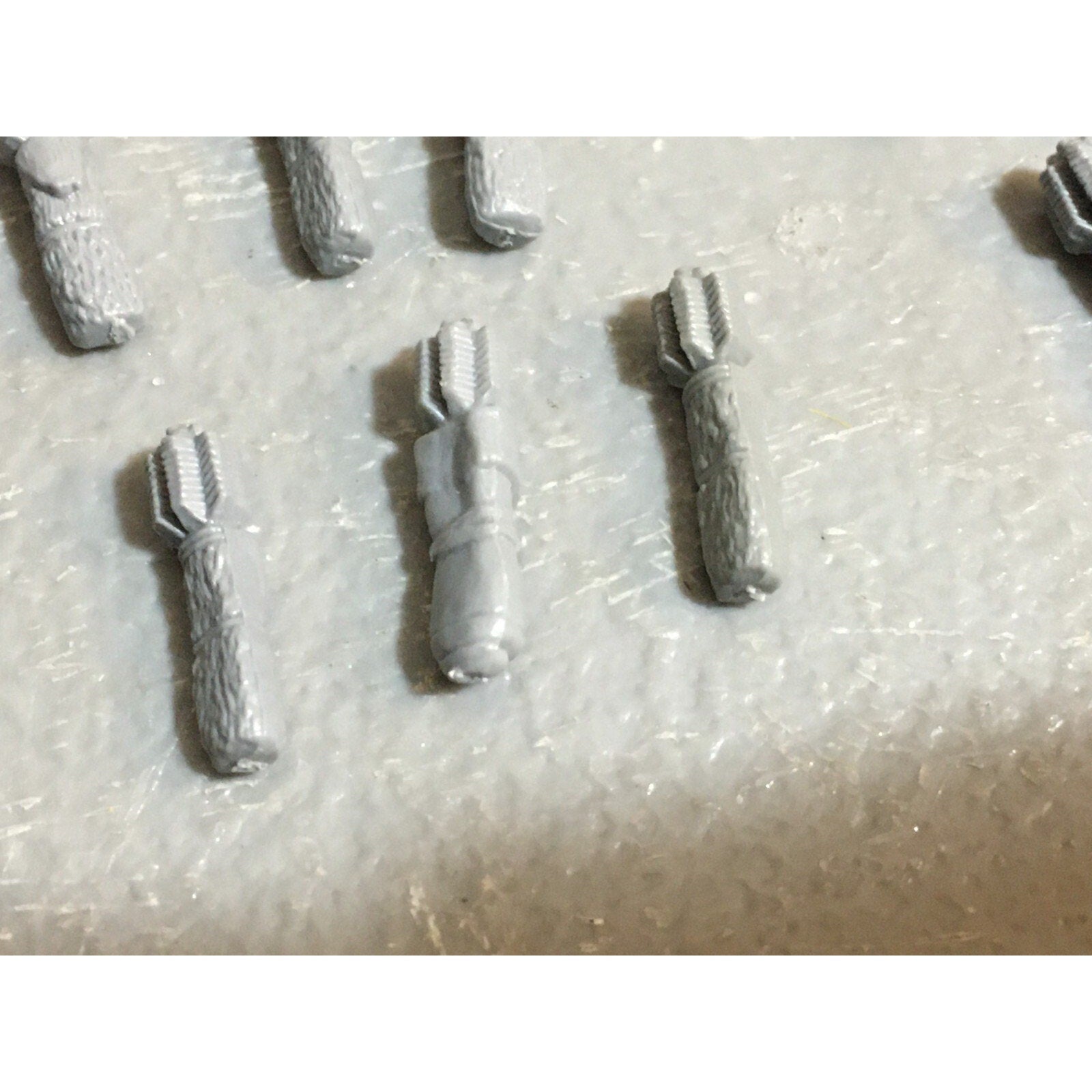 A23433 WARHAMMER FANTASY ORCS & GOBLINS BITS LOT GOBLIN QUIVERS SHIELDS HEADS GW
