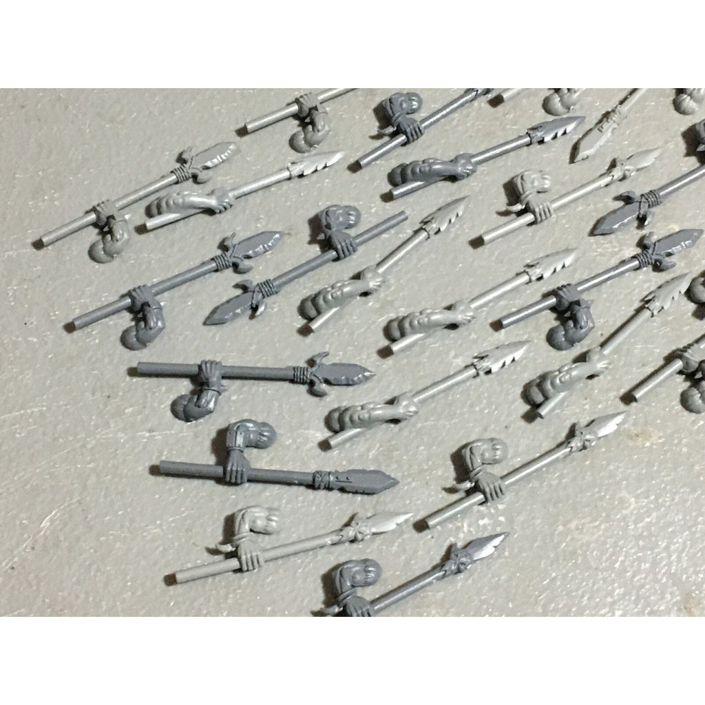 A22609 WARHAMMER FANTASY ORCS & GOBLINS BITS LOT ORC BOYZ SPEARS GAMES WORKSHOP