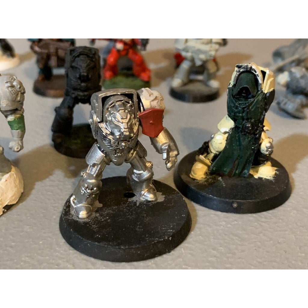 A23056 WARHAMMER 40K SPACE MARINES BITS LOT INCOMPLETE TERMINATOR TACTICAL