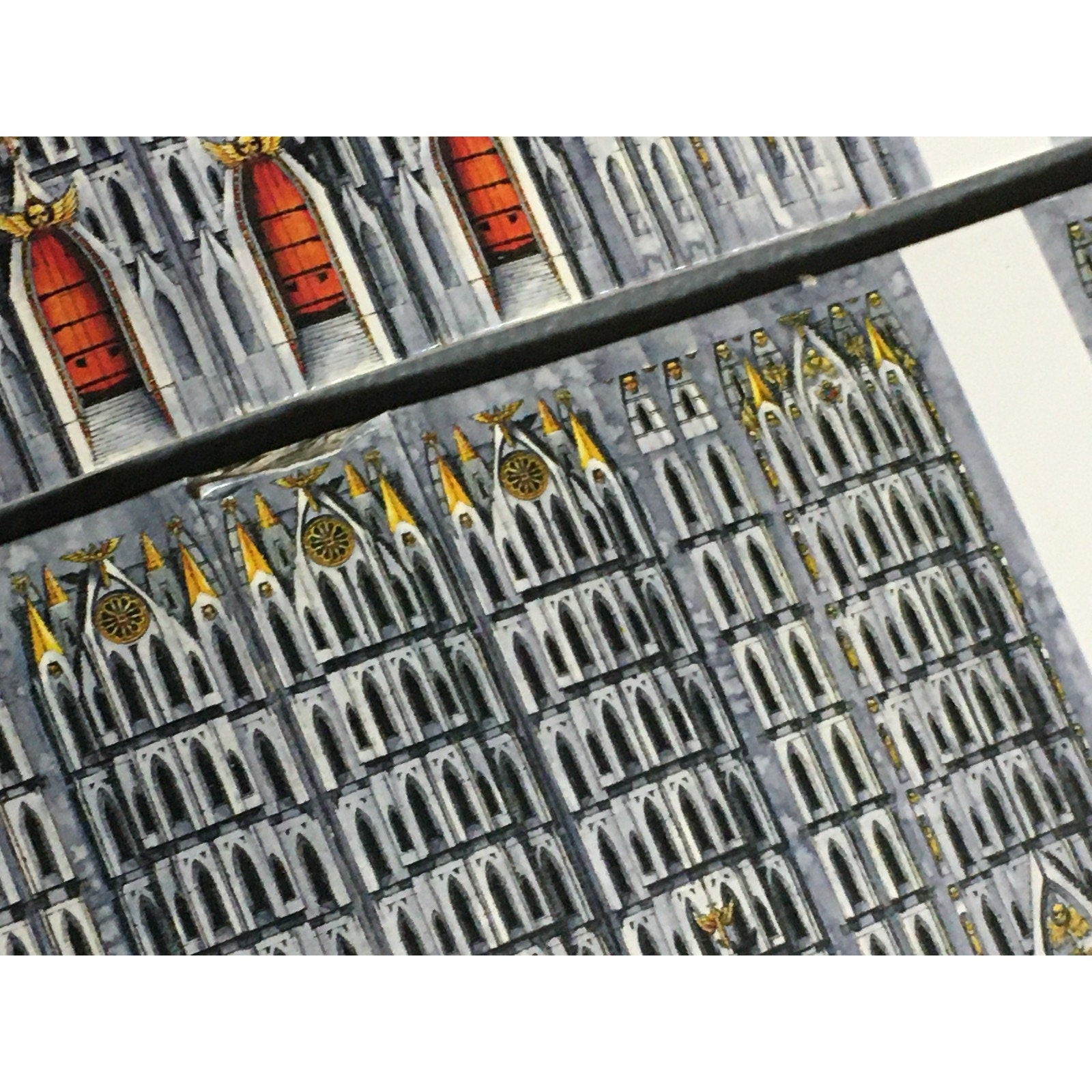 A31709 WARHAMMER EPIC 40K SPACE MARINES BUILDING SOME BROKEN DOESNT MATCH EXTRA