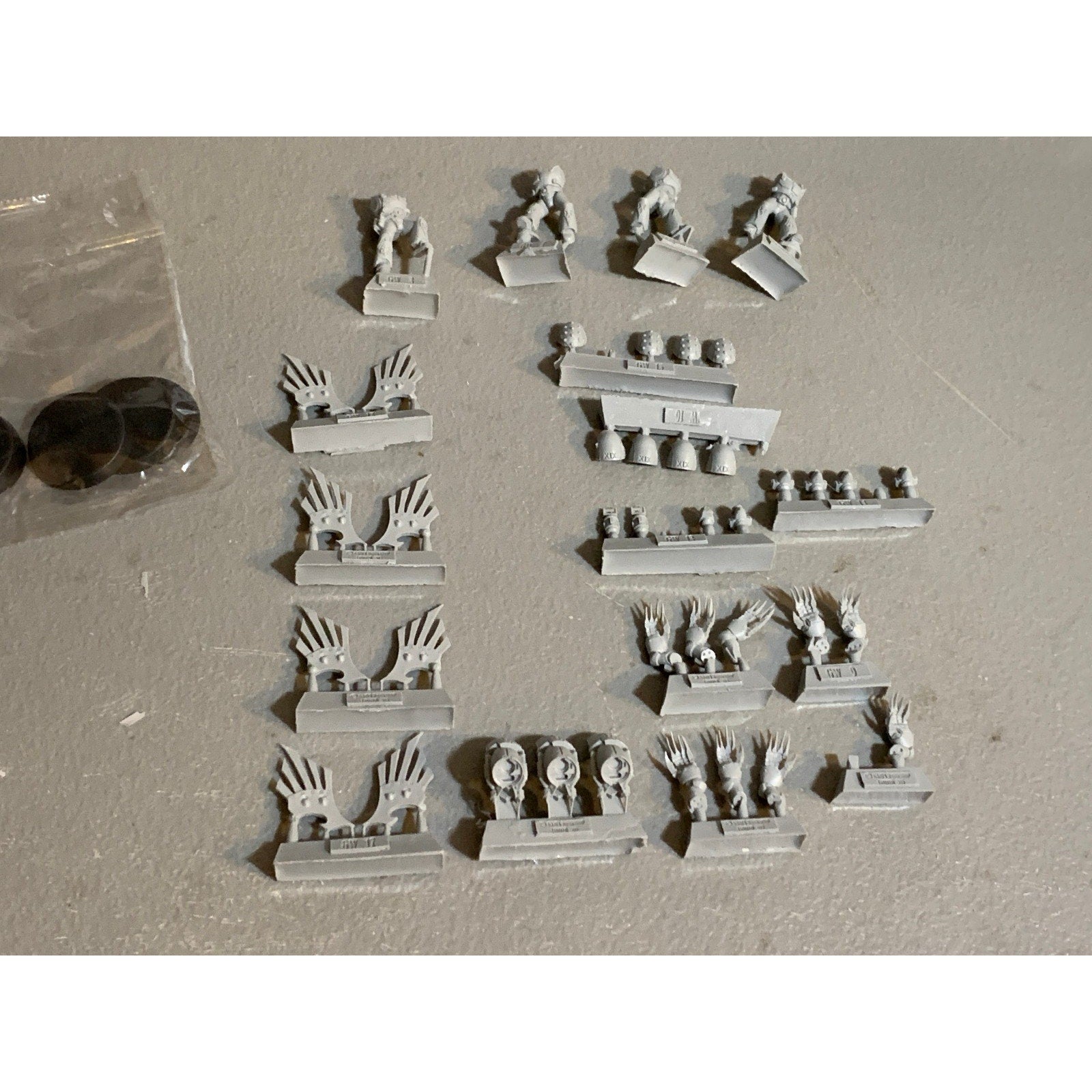 SA31112 WARHAMMER FORGE WORLD 30K HORUS RAVEN GUARD DARK FURY ASSAULT INCOMPLETE