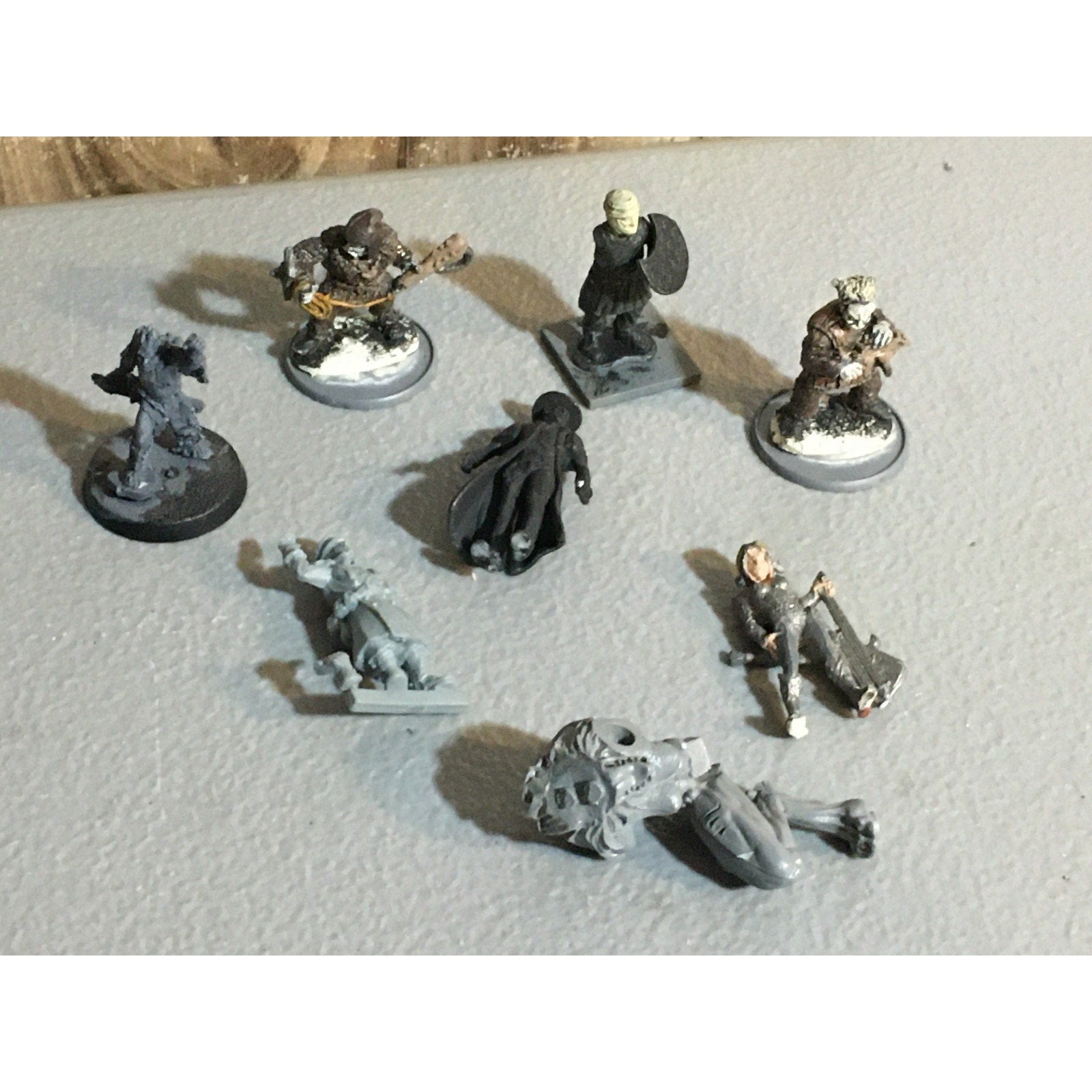 A32534 UNKNOWN MINIATURES PLASTIC INCOMPLETE WARRIOR SOLDIER