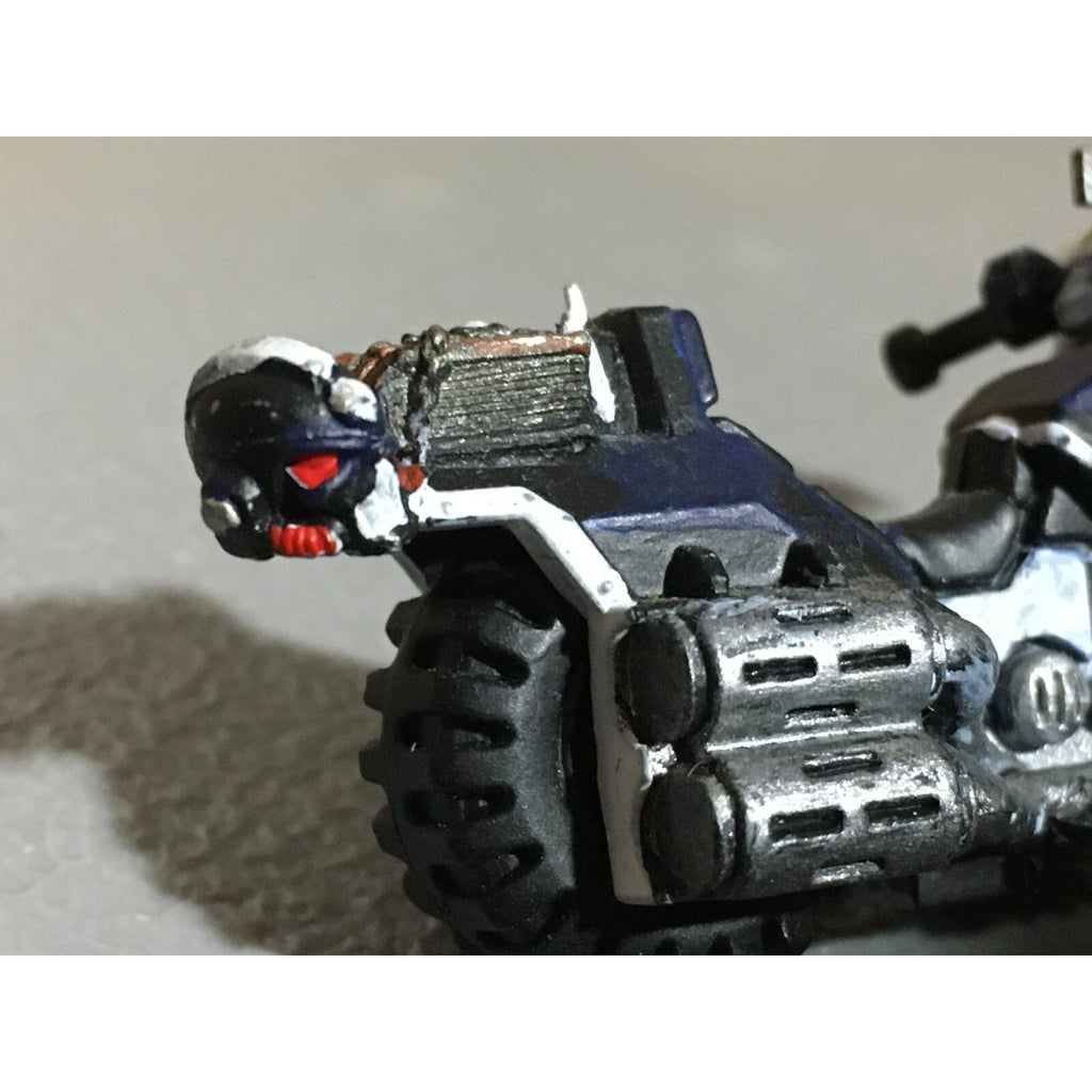 A20736 WARHAMMER 40K METAL SPACE MARINES METAL CAPTAIN ON BIKE OOP BIKER