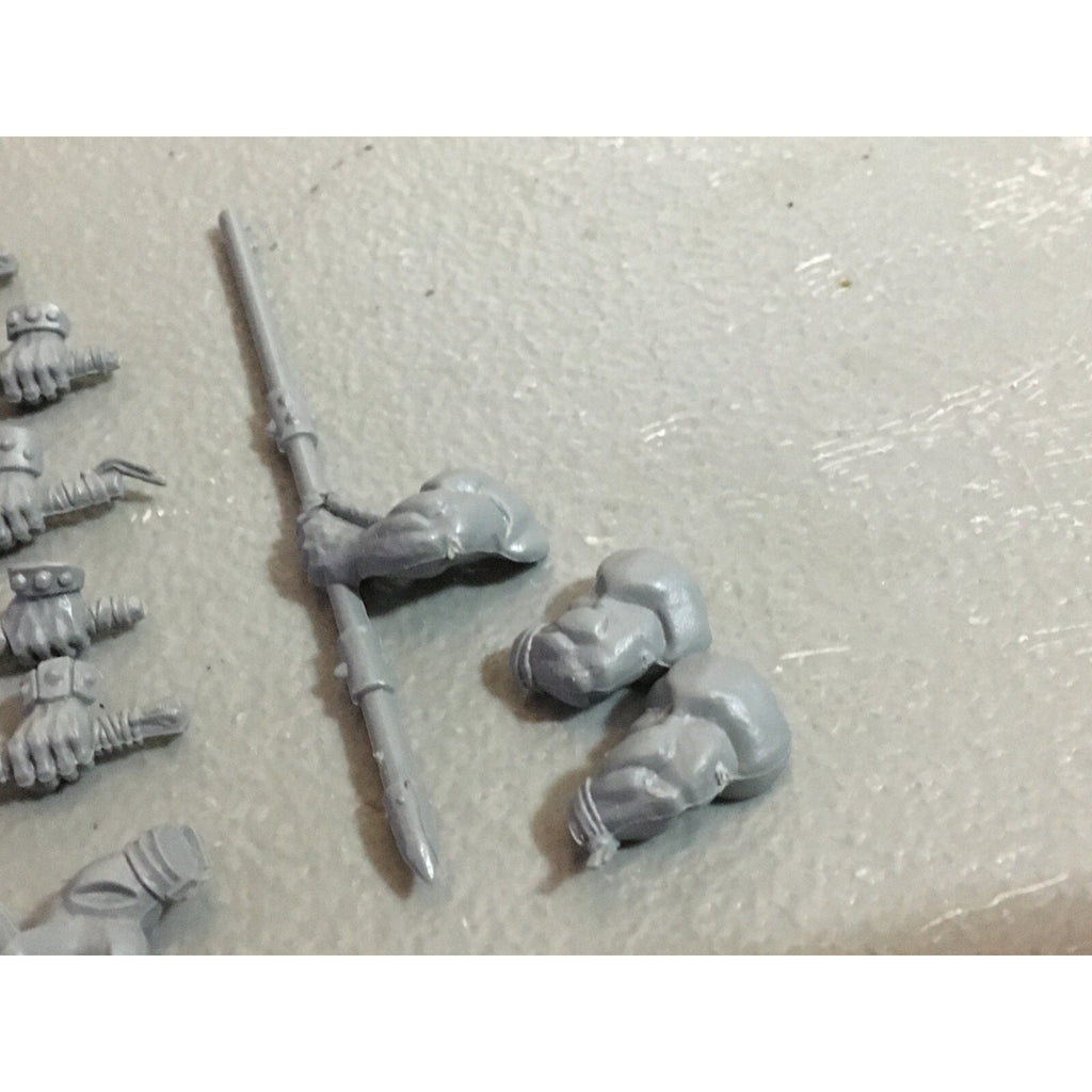A20089 WARHAMMER FANTASY OGRE KINGDOMS BULLS BITS LOT GAMES WORKSHOP