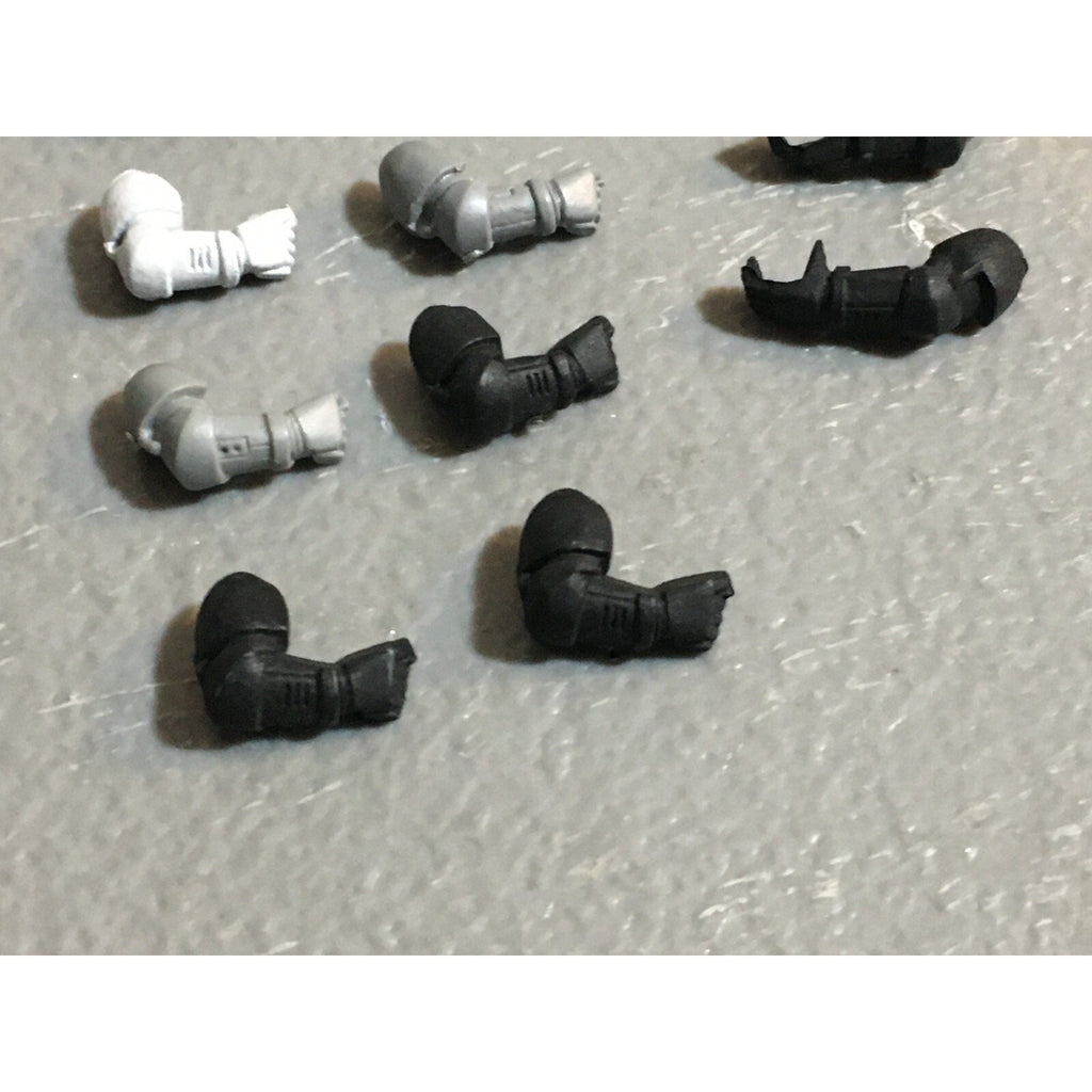 A23085 WARHAMMER 40K SPACE MARINES BITS LOT ARMS GAMES WORKSHOP GW