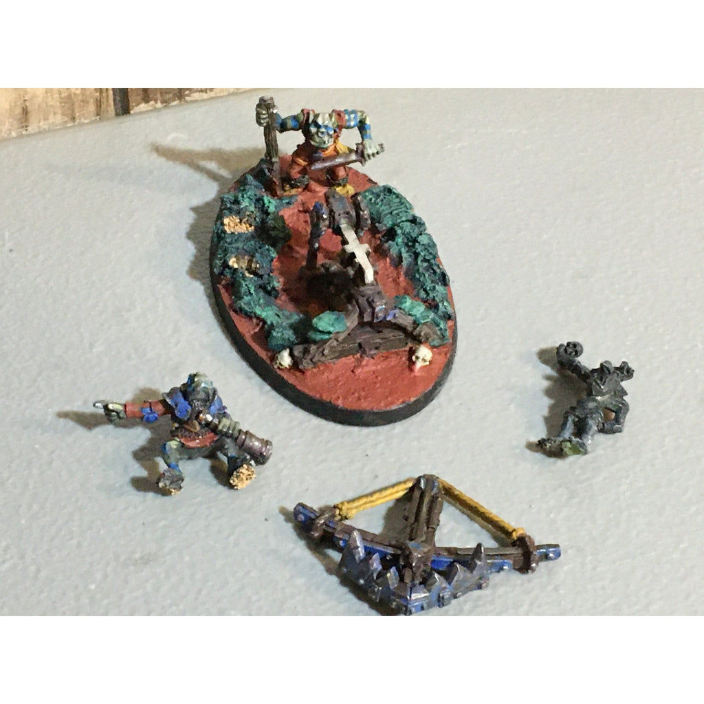 A32476 WARHAMMER FANTASY METAL ORCS GOBLINS SPEAR CHUKKA PAINT BASE
