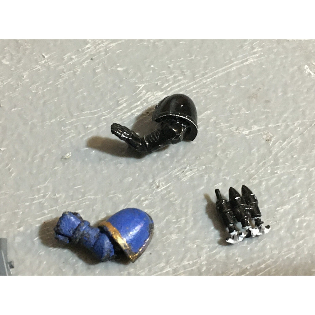 A23266 WARHAMMER 40K SPACE MARINES BITS LOT MIXED VEHICLE BACKPACK GW
