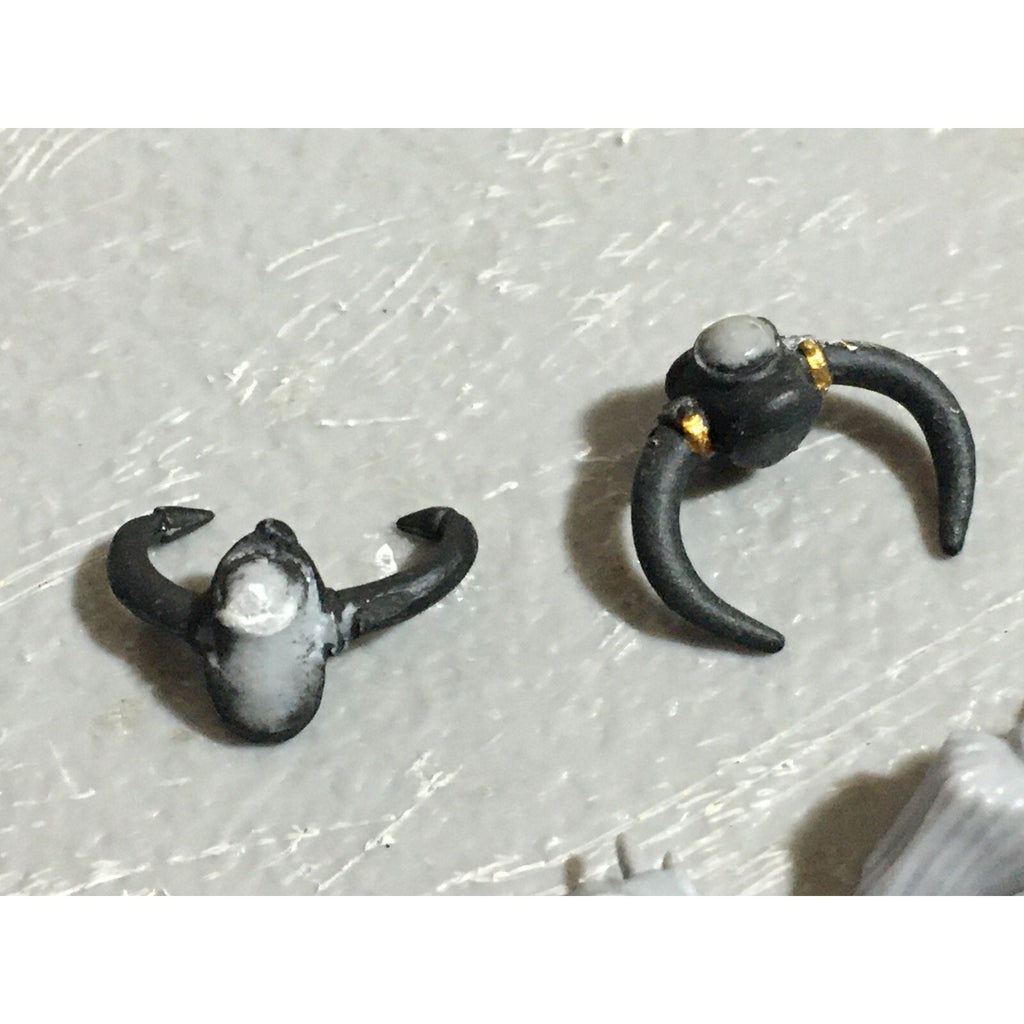 A22253 WARHAMMER FANTASY CHAOS MORTALS BITS LOT WARRIORS KNIGHTS HEADS GW OOP