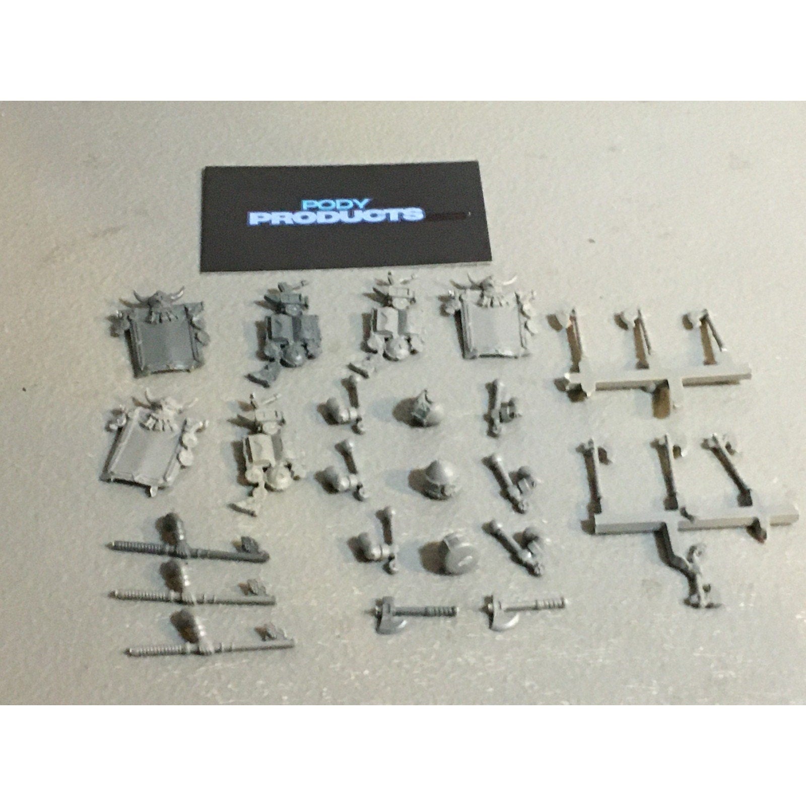 A33597 WARHAMMER FANTASY OLD WORLD DWARVES DWARFS BITS LOT BANNER AXE DRUM GW