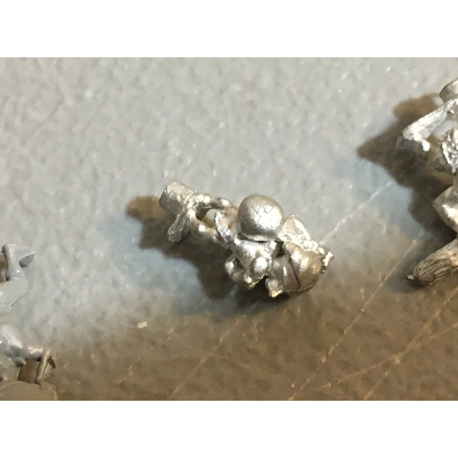A25016 WARHAMMER FANTASY ORCS & GOBLINS METAL SNOTLINGS 3 PK + 2 PLASTIC GW
