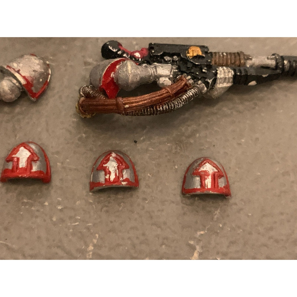 A23309 WARHAMMER 40K SPACE MARINES METAL BITS LOT HEAVY DARK ANGELS SHOULDER PAD