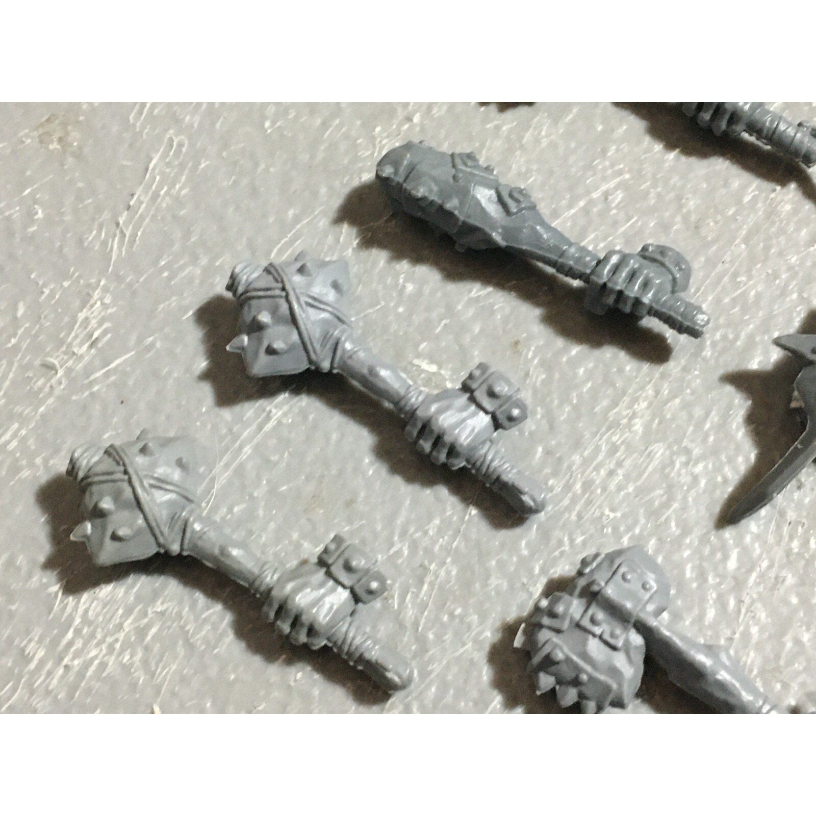 A22580 WARHAMMER FANTASY OGRE KINGDOMS BITS LOT HANDS GAMES WORKSHOP GW