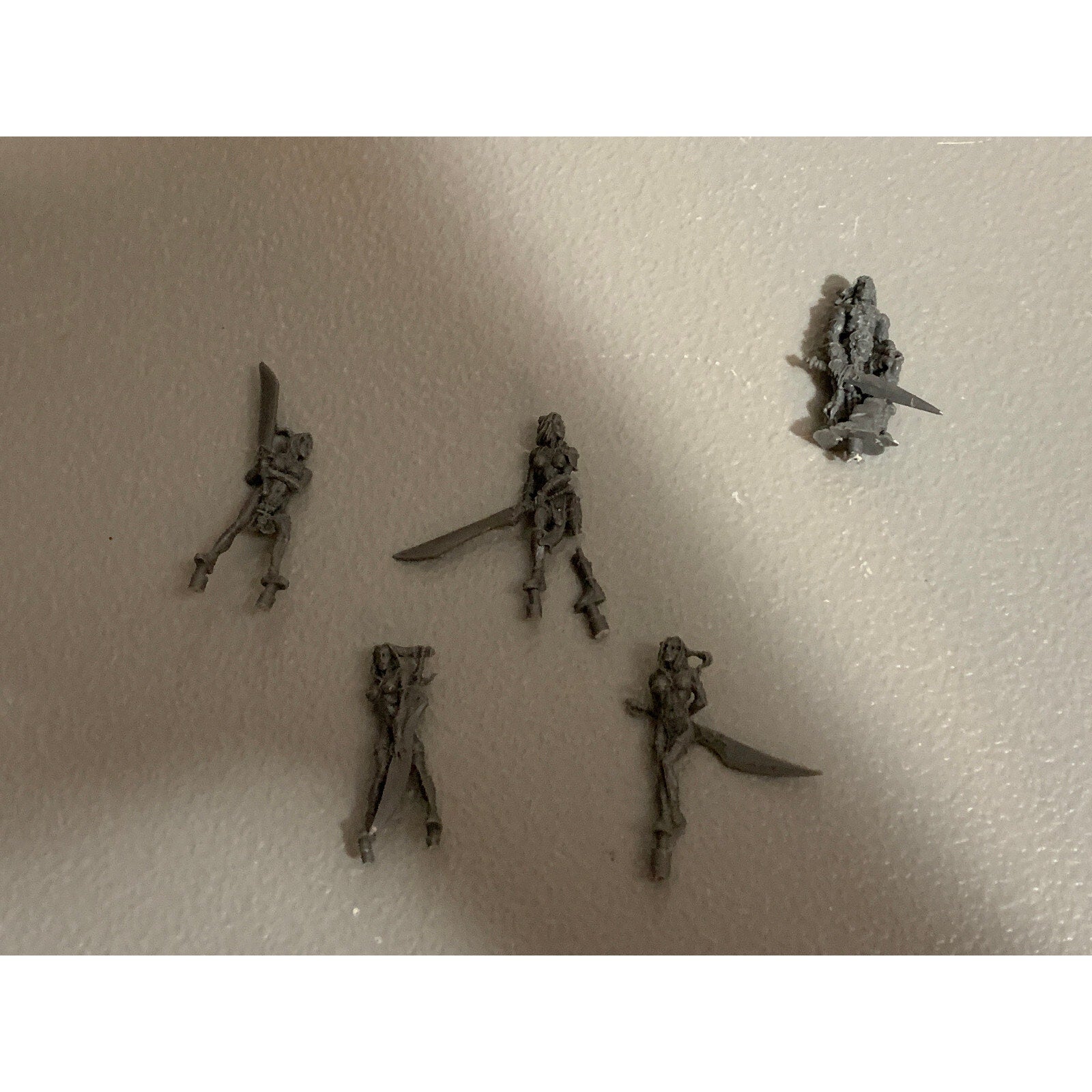 A10735 RACKHAM CONFRONTATION PLASTIC KELT FIANNAS & DRAC MAC SYRO