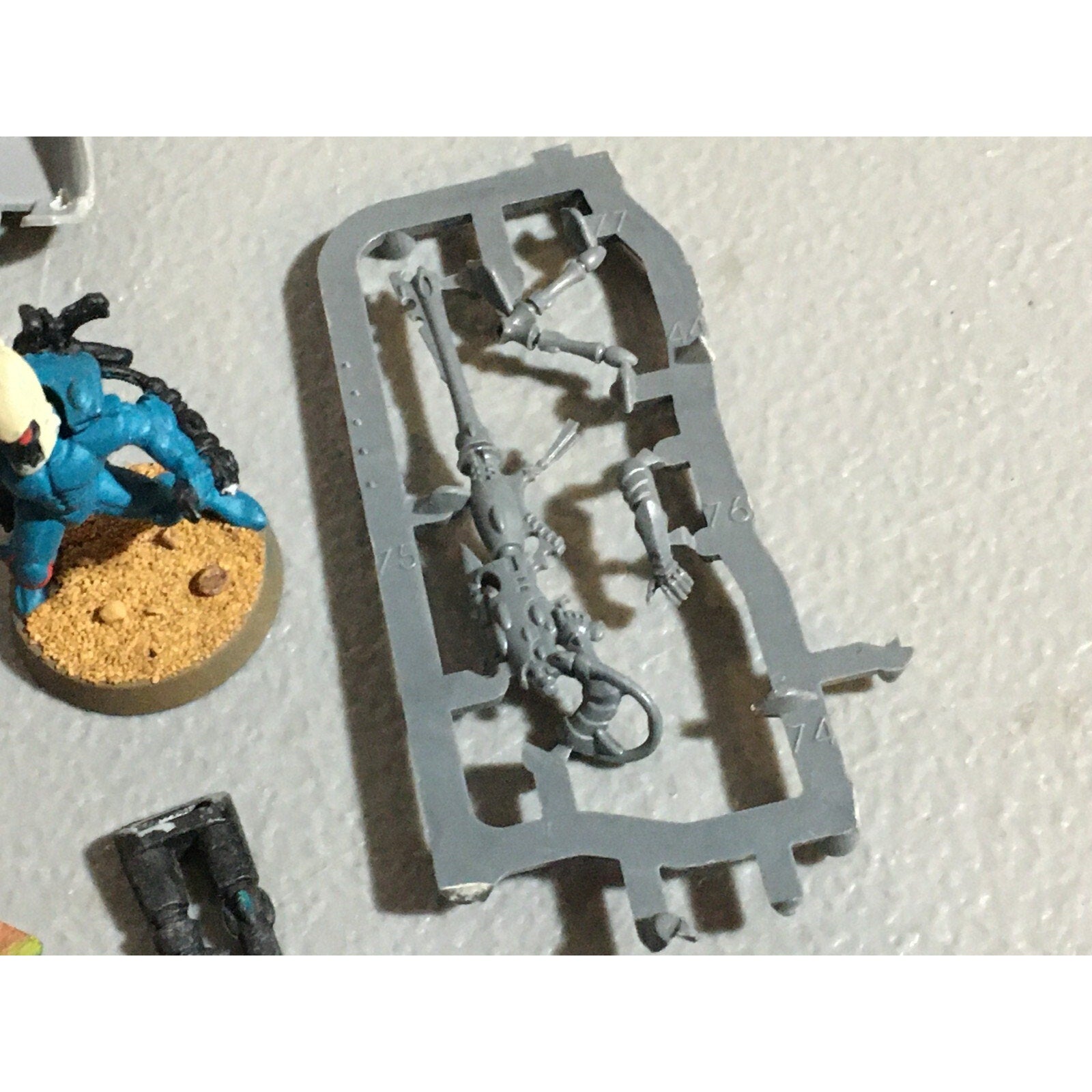 A21044 WARHAMMER 40K ELDAR CRAFTWORLDS INCOMPLETE LOT VYPER GUARDIAN