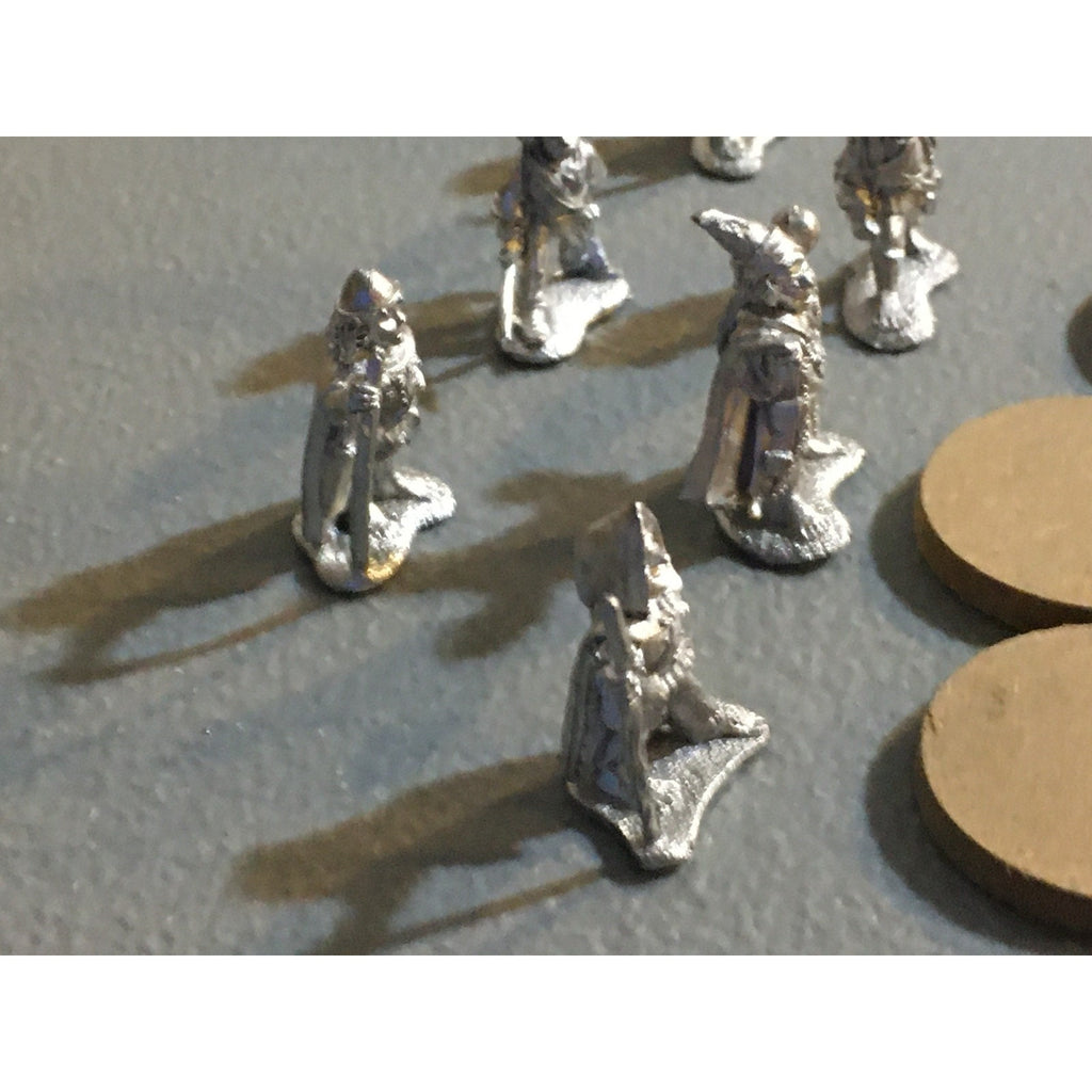 A32706 ALTERNATIVE ARMIES METAL MINIATURES CA2 HALFLING WALKING PARTY