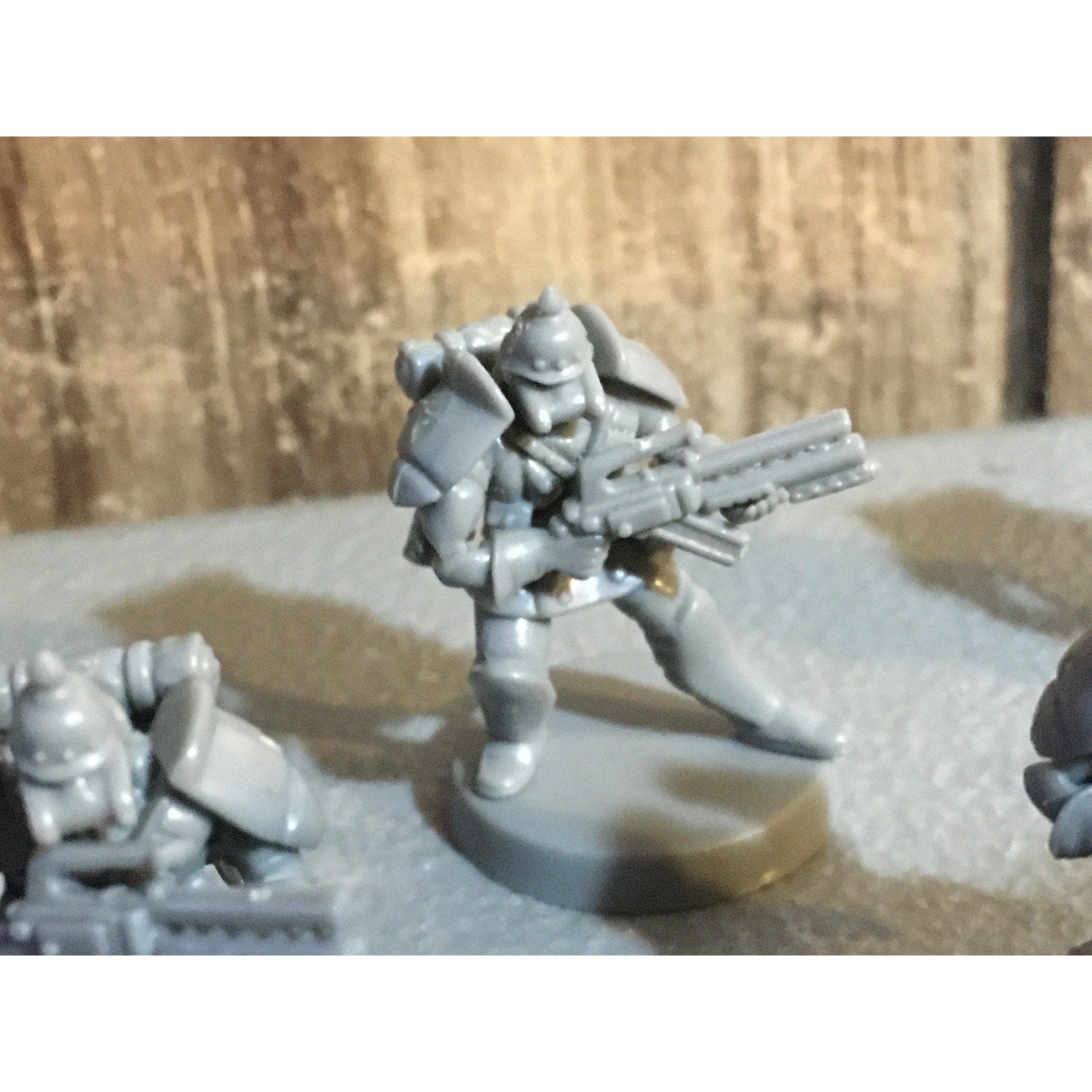 A30063 UNKNOWN TABLE TOP SCI-FI POWER ARMOR SOLDIERS 10 PK WAR GAMES