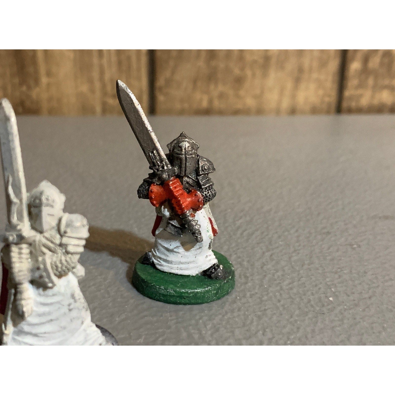 A31641 CHRONOPIA TARGET HHG METAL DEVOUT GREATSWORD FOLLOWERS WARPED LORD LEADER