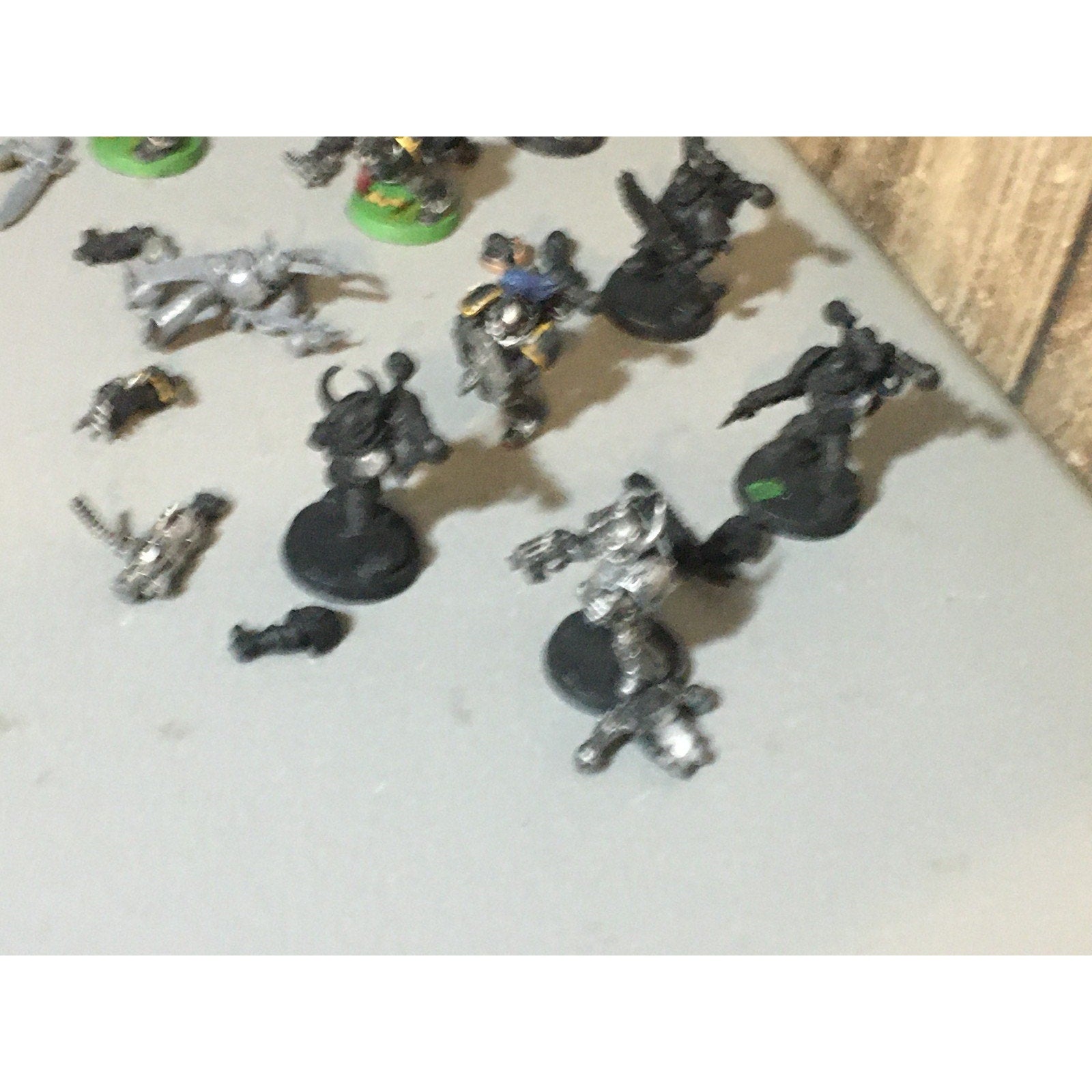 A29237 WARHAMMER 40K CHAOS SPACE MARINES LEGIONARIES 10 PK MISS 4 SHOULDER PADS