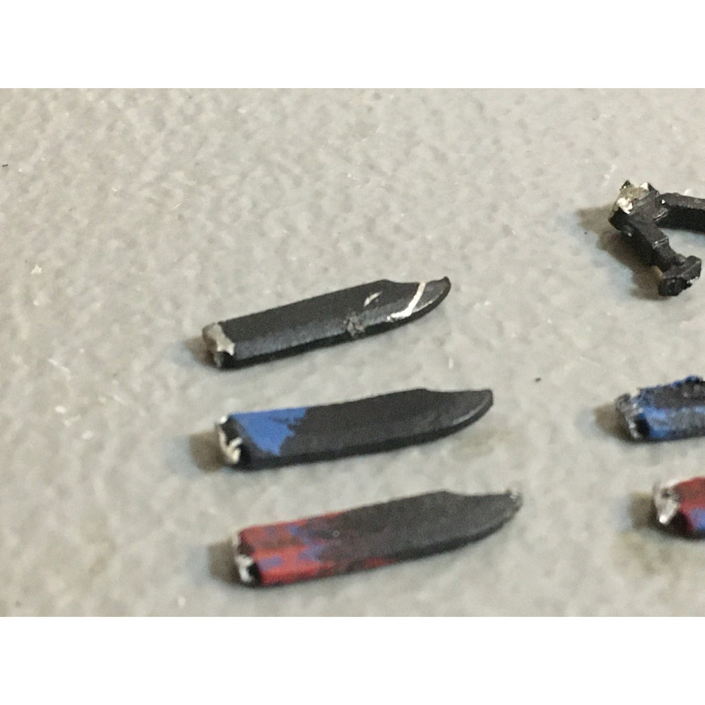 A33848 WARHAMMER 40K SPACE MARINES BITS LOT ALL METAL SCOUT KNIFE KNIVES GW