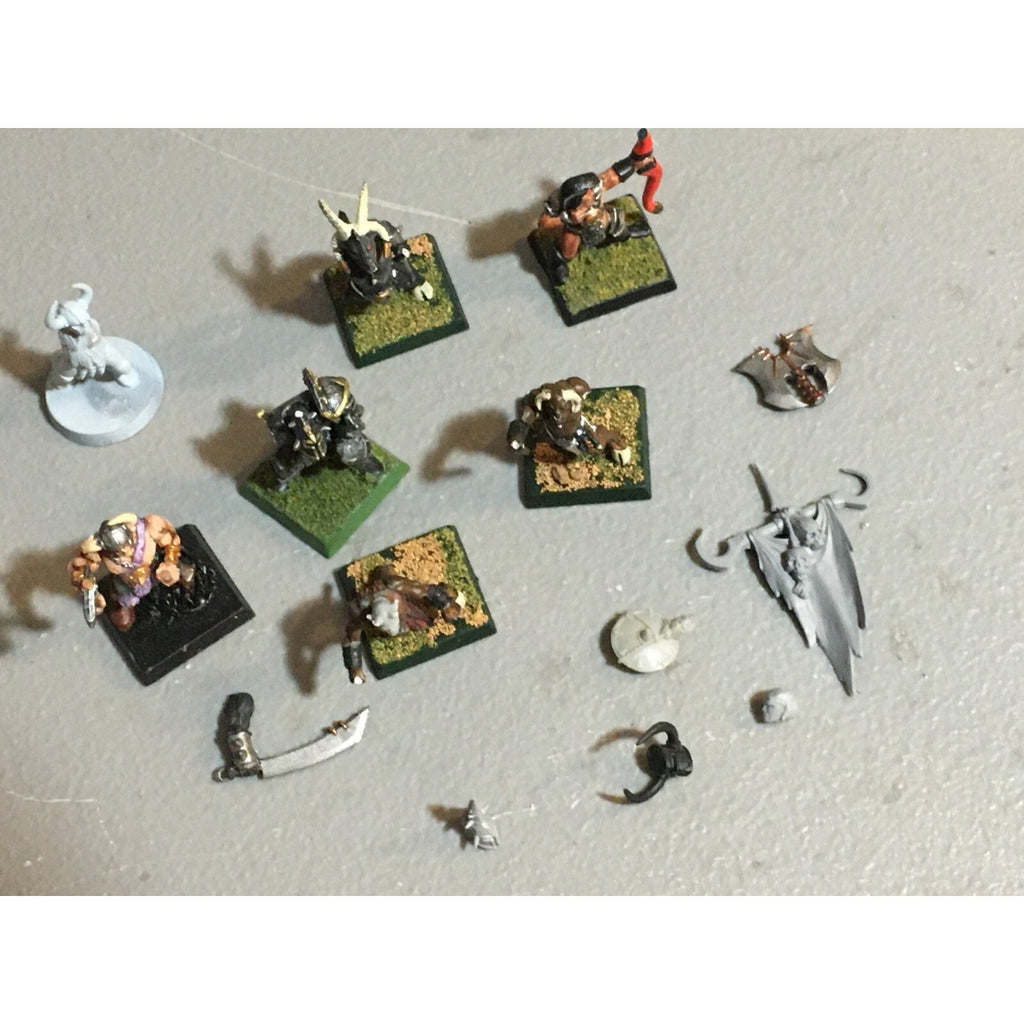 A23489 WARHAMMER FANTASY INCOMPLETE LOT CHAOS MIXED BEASTS MORTALS GW