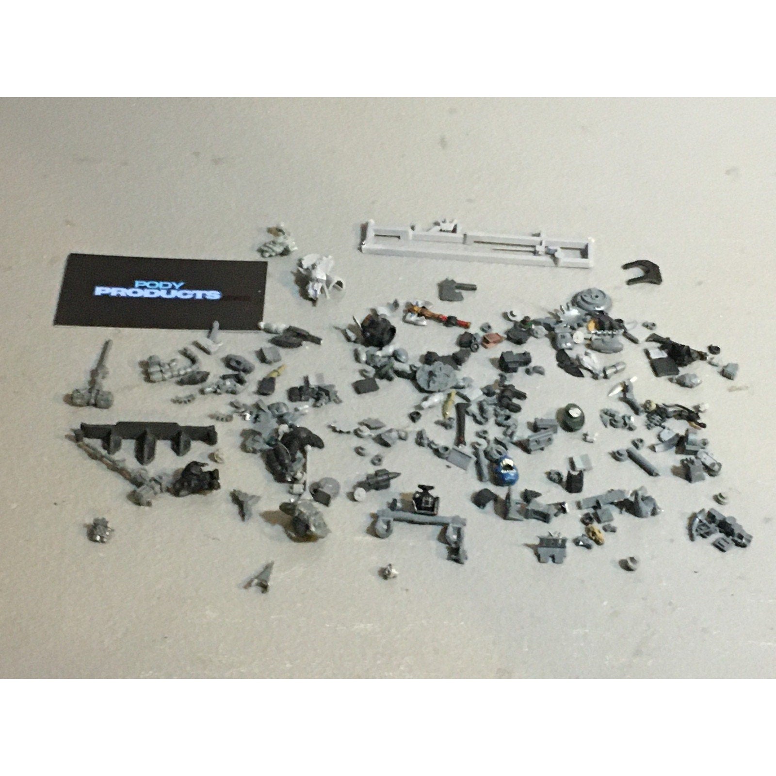 A33615 WARHAMMER FANTASY ORCS & GOBLINS BITS LOT ON SPRUE BOYZ GW