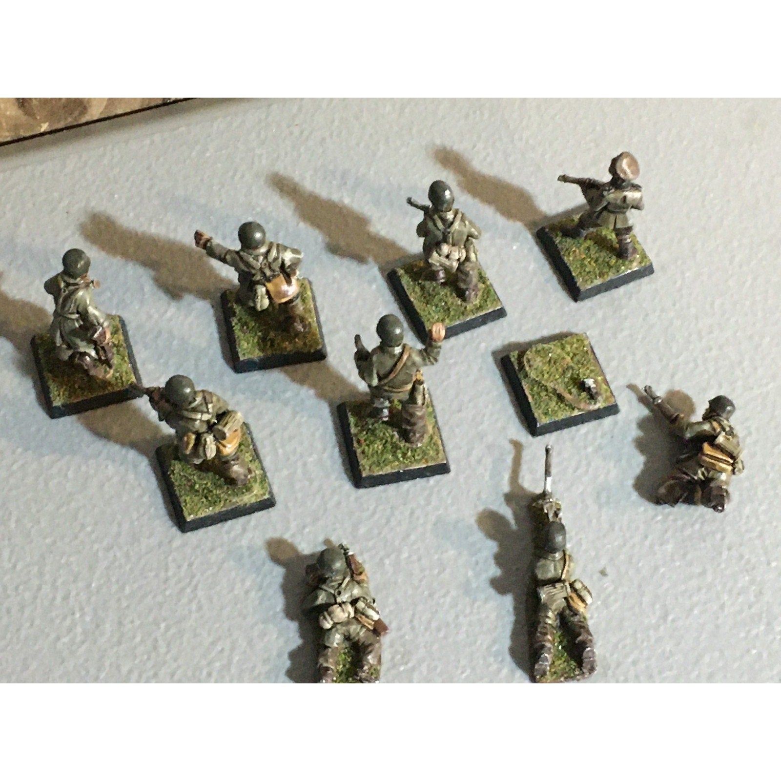 A30867 UNKNOWN METAL MINIATURES SOLDIERS INFANTRY WWII? WWI? TABLE TOP WAR GAMES