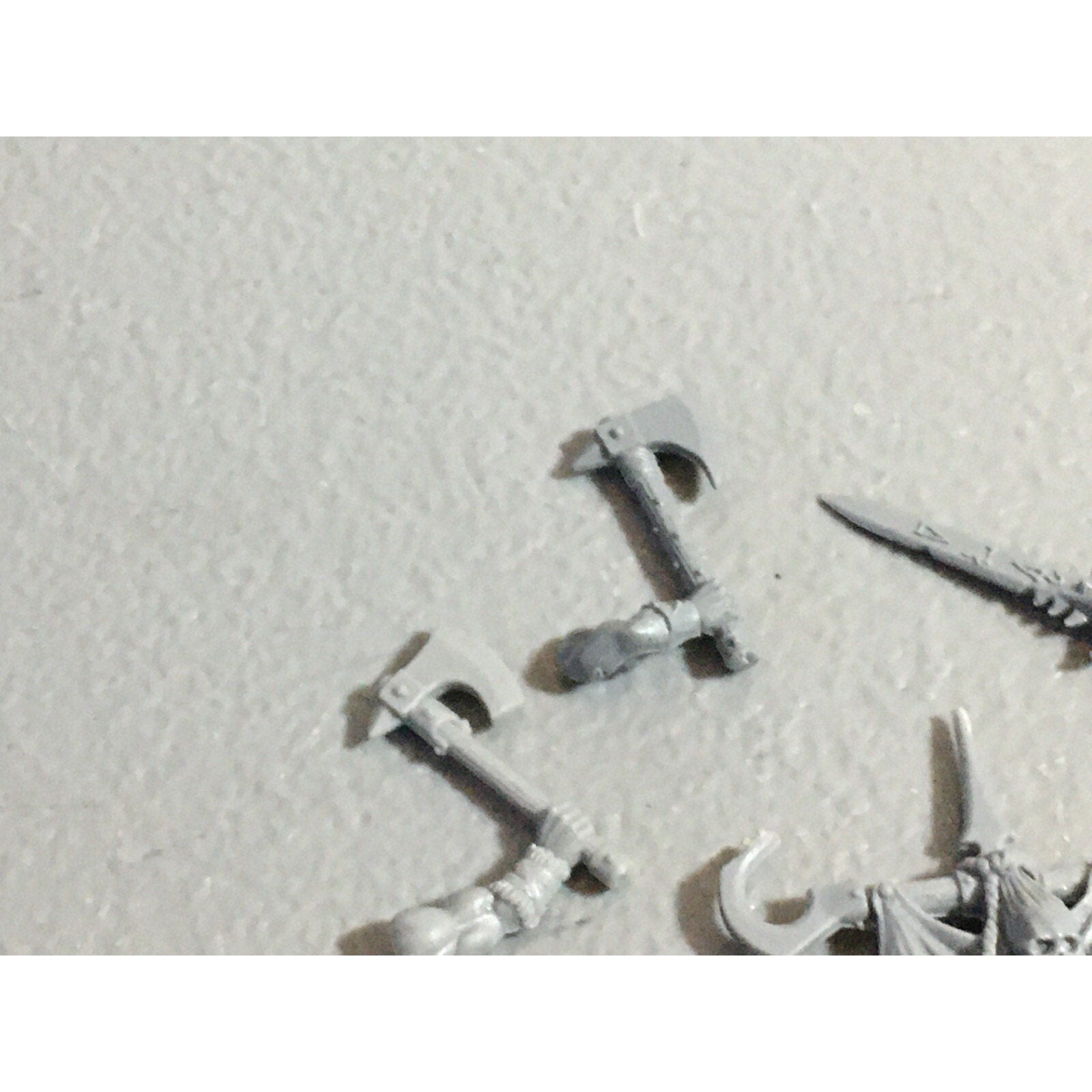 A22184 WARHAMMER FANTASY CHAOS MORTALS BITS LOT MIXED MARAUDER COMMAND & ARMS GW